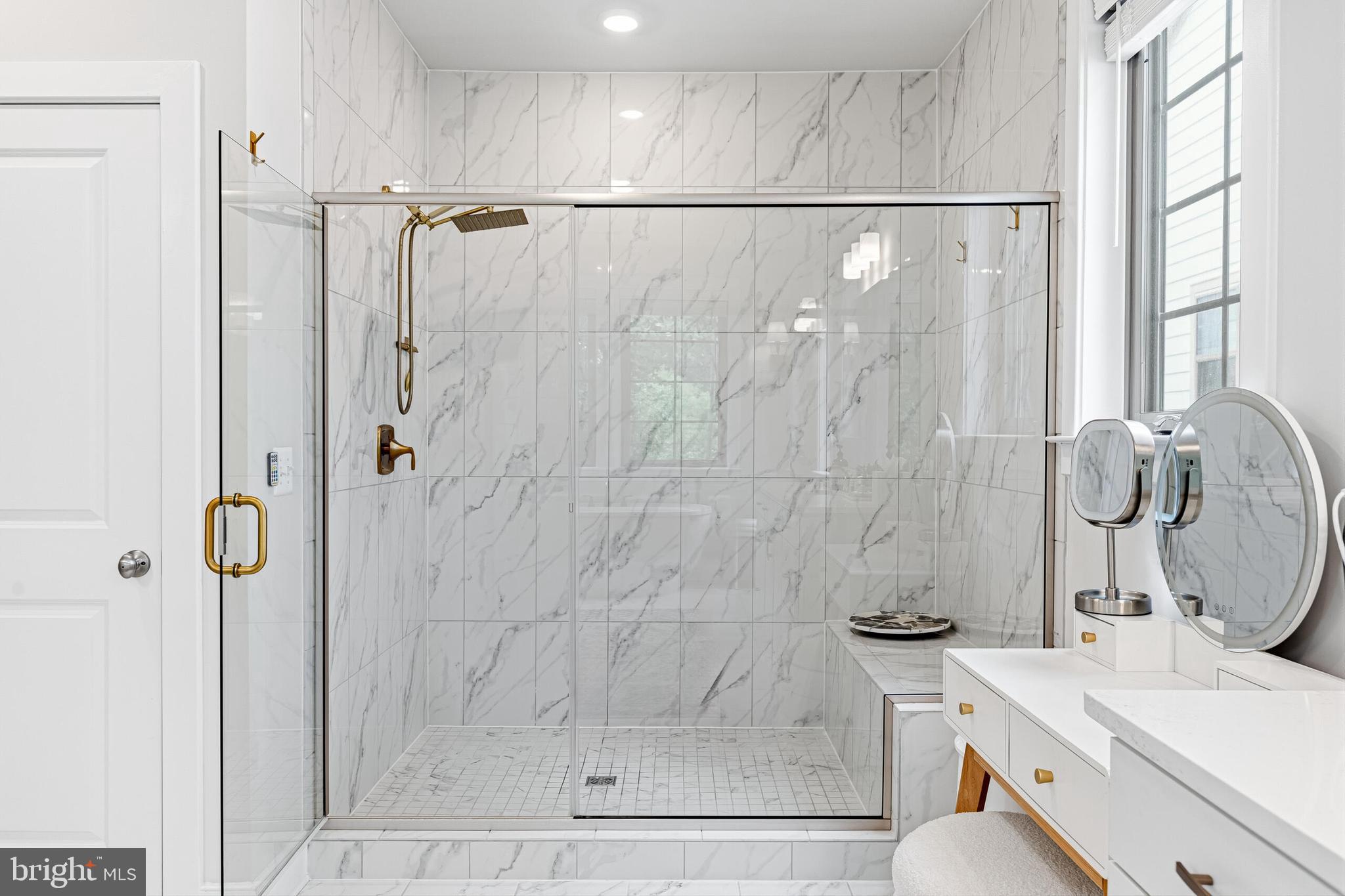 FAIRFAX LANDING - Residential