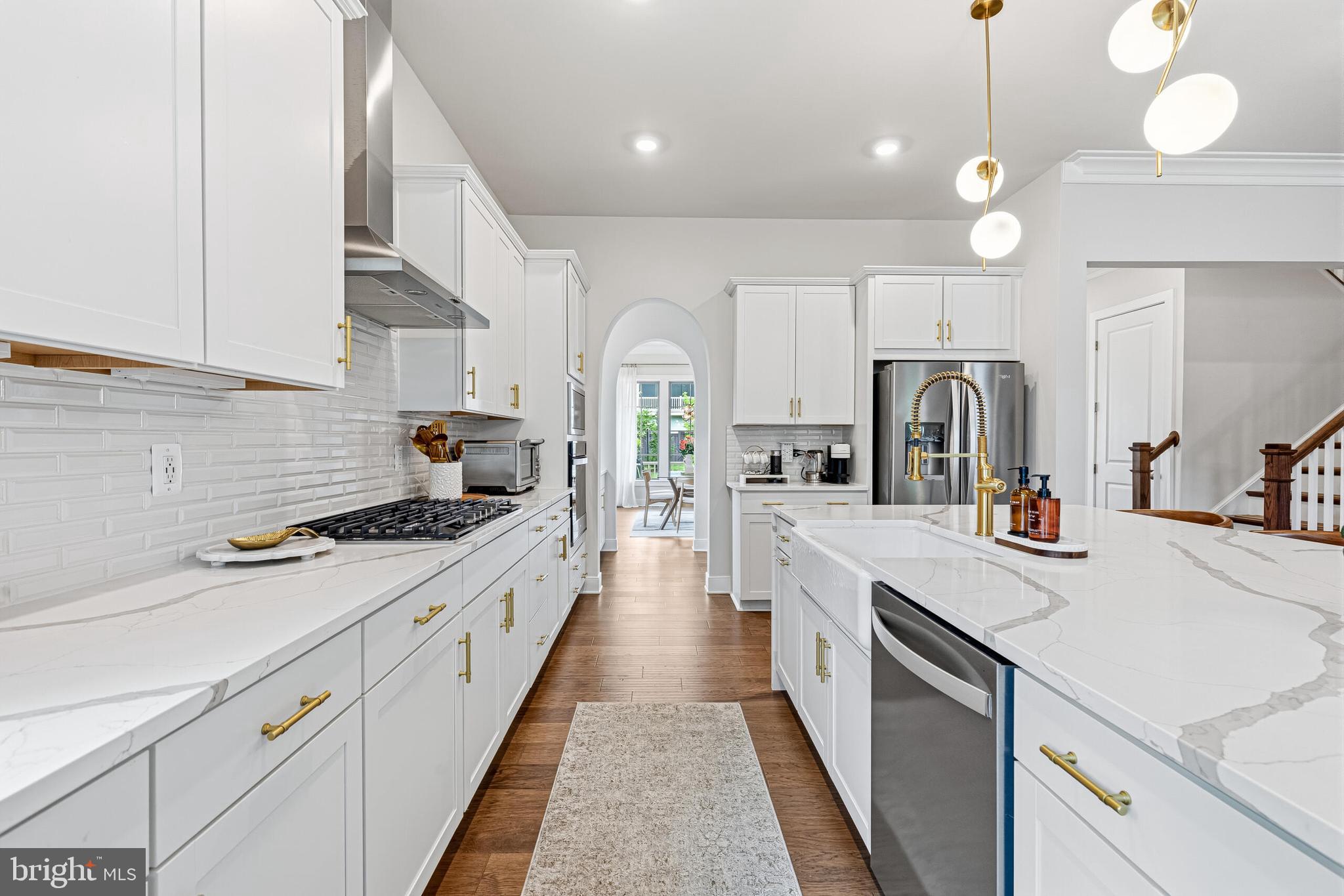 FAIRFAX LANDING - Residential