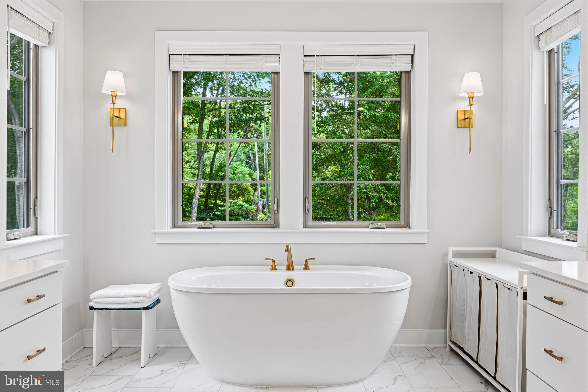 FAIRFAX LANDING - Residential