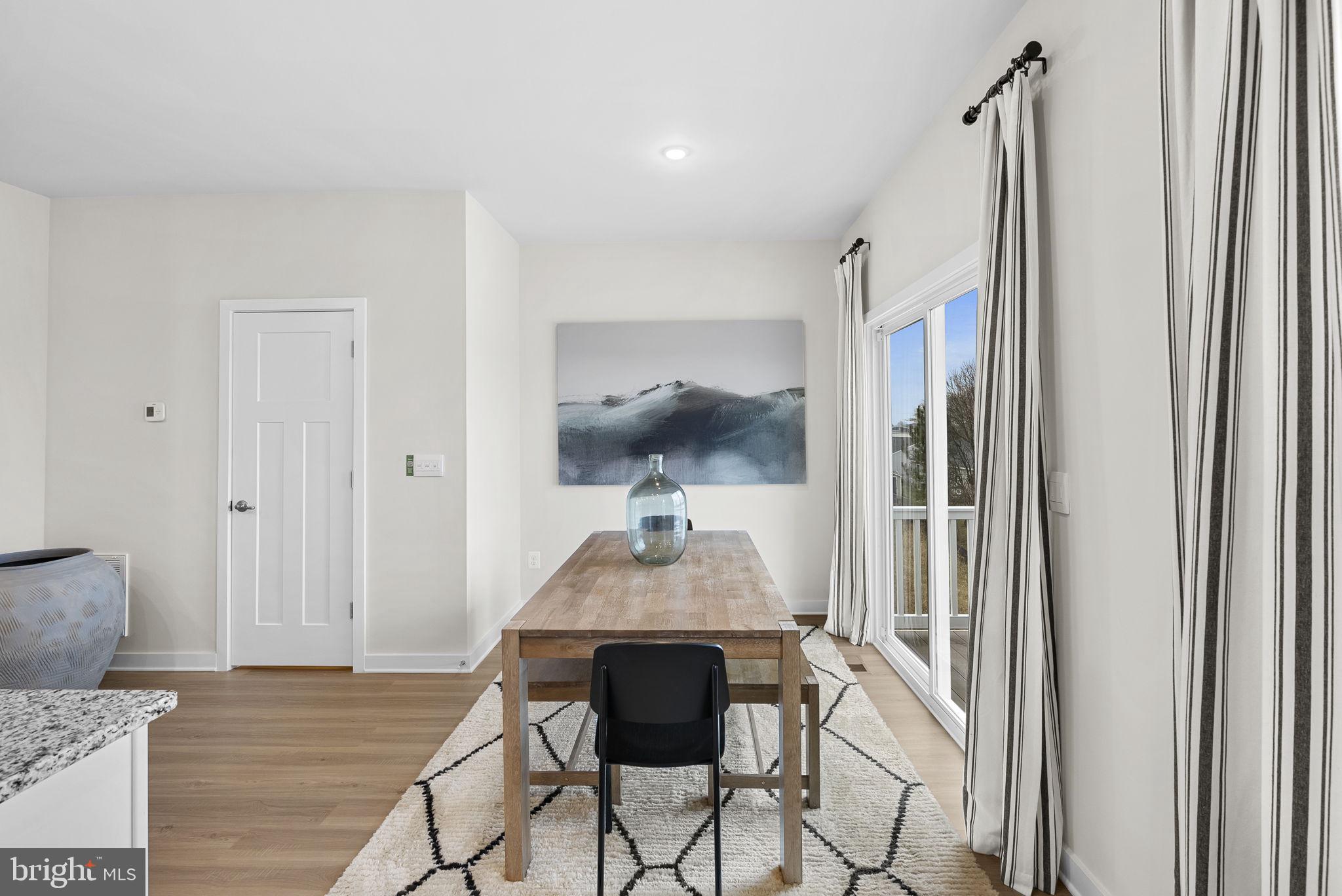HUNTWELL WEST - Residential