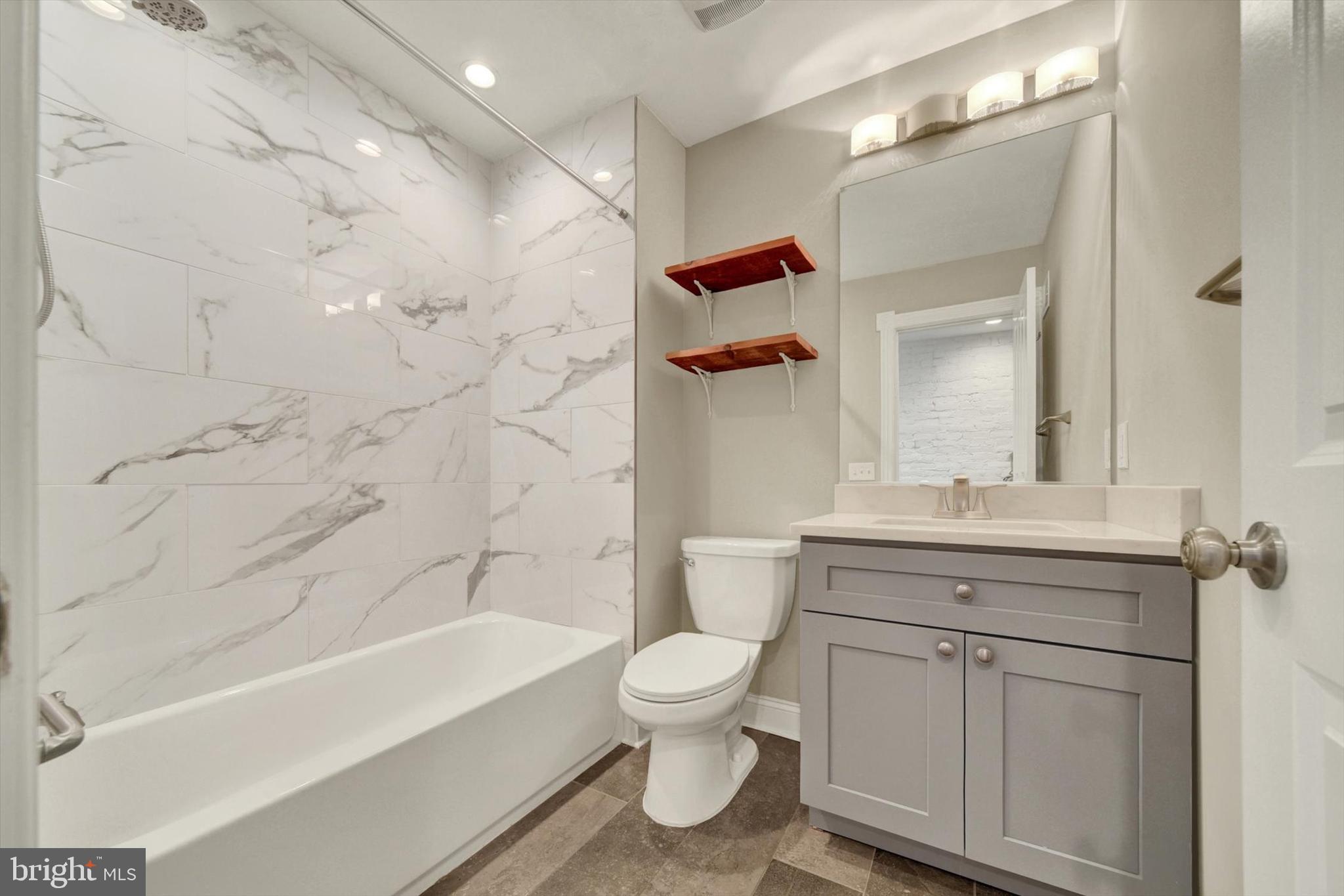BREWERS HILL - Residential