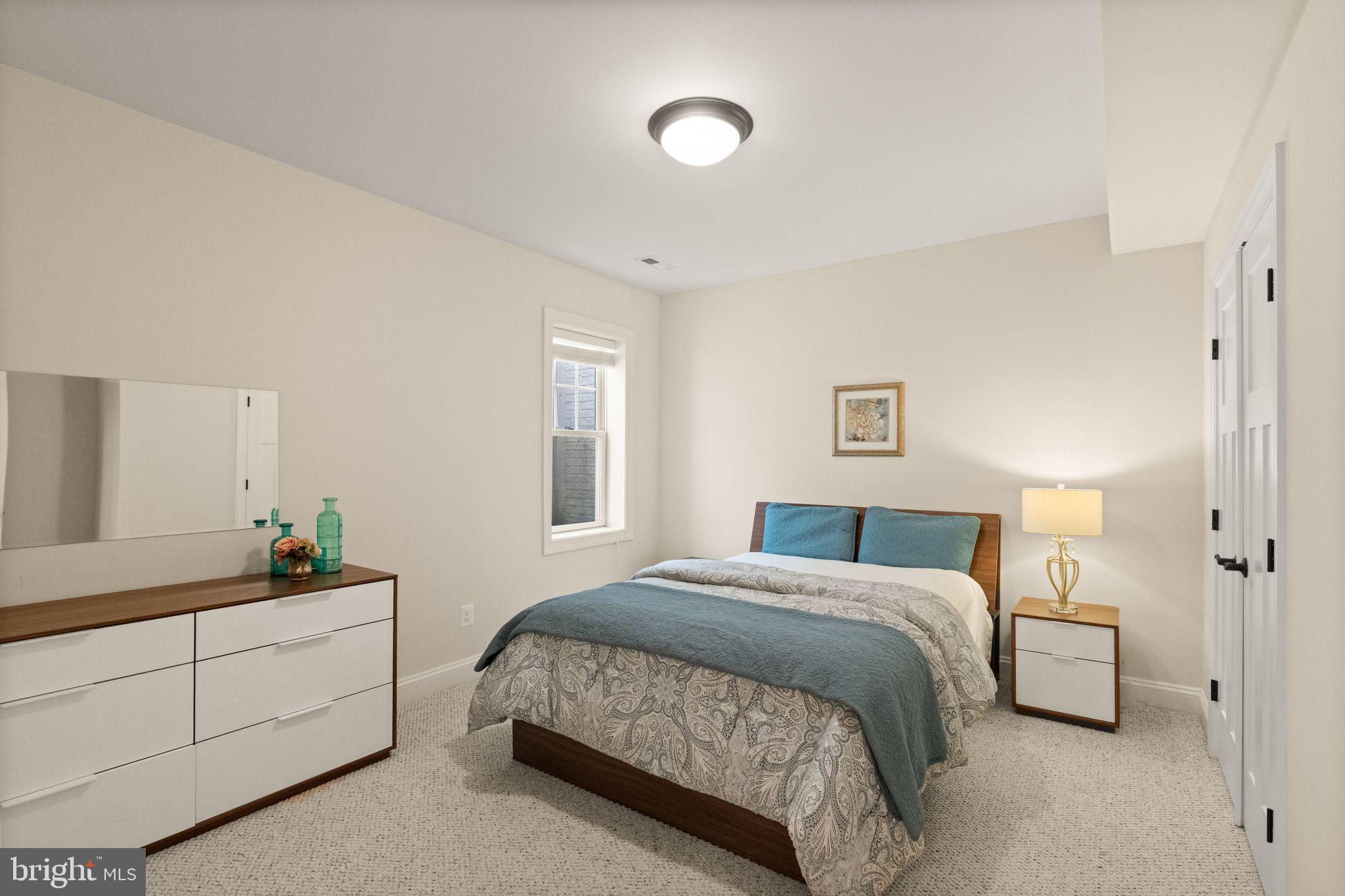 TALISMAN COURT - Residential