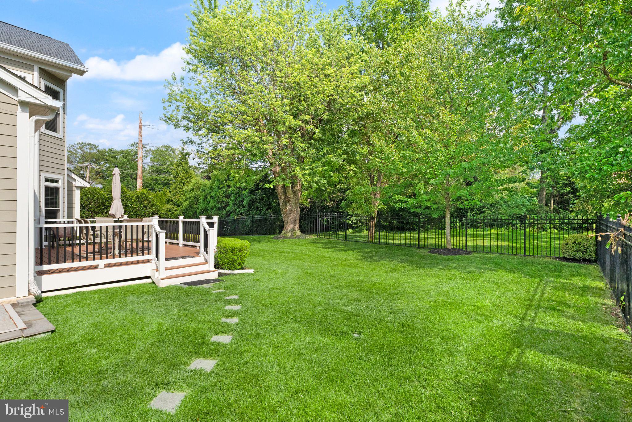 TALISMAN COURT - Residential