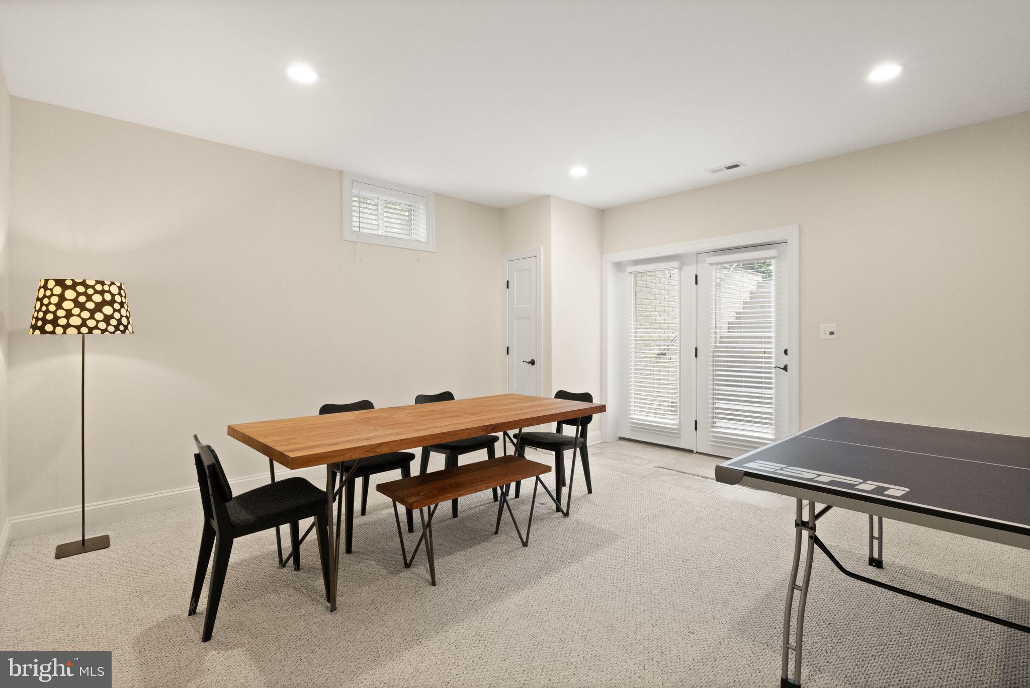 TALISMAN COURT - Residential
