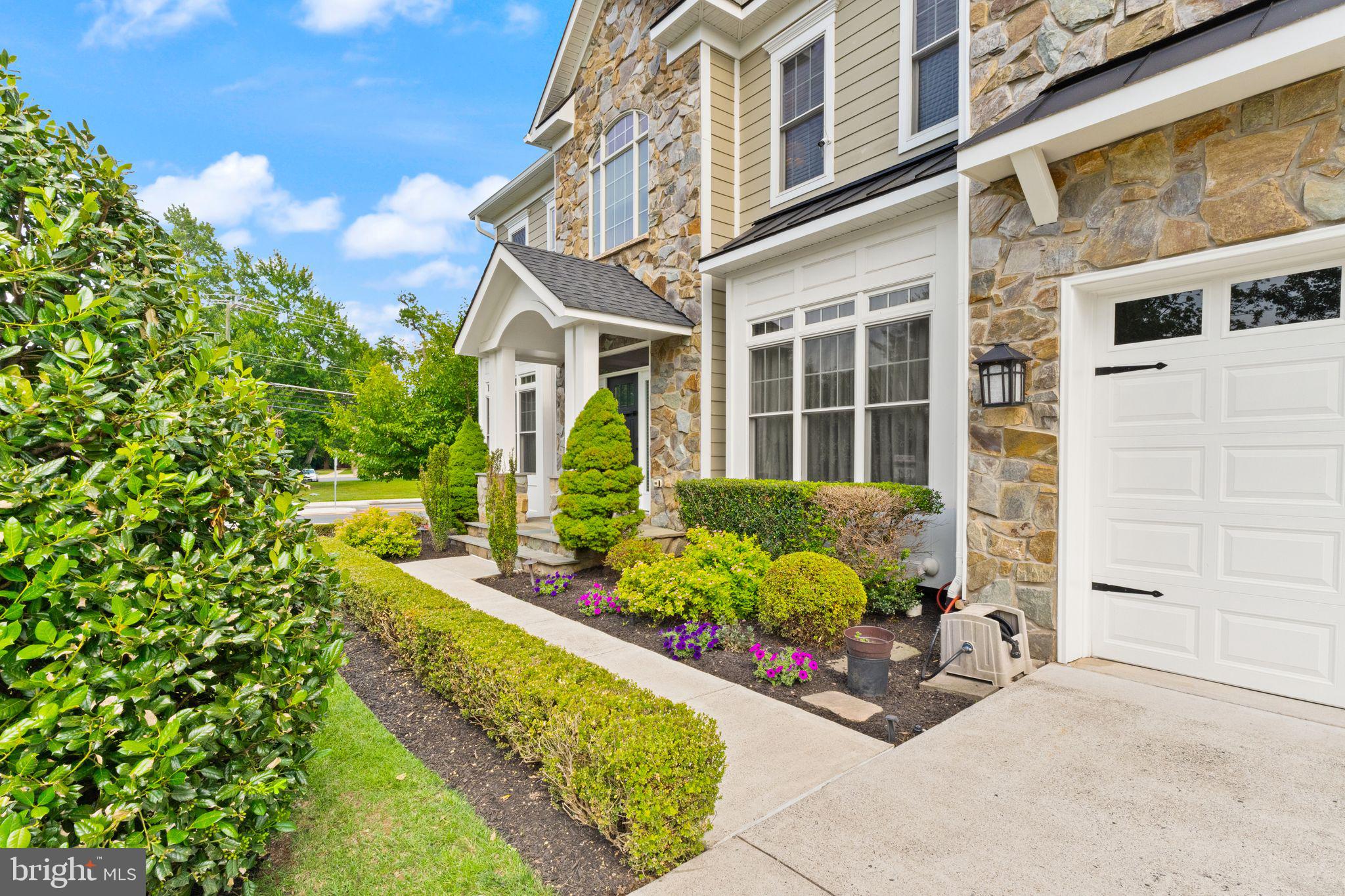 TALISMAN COURT - Residential