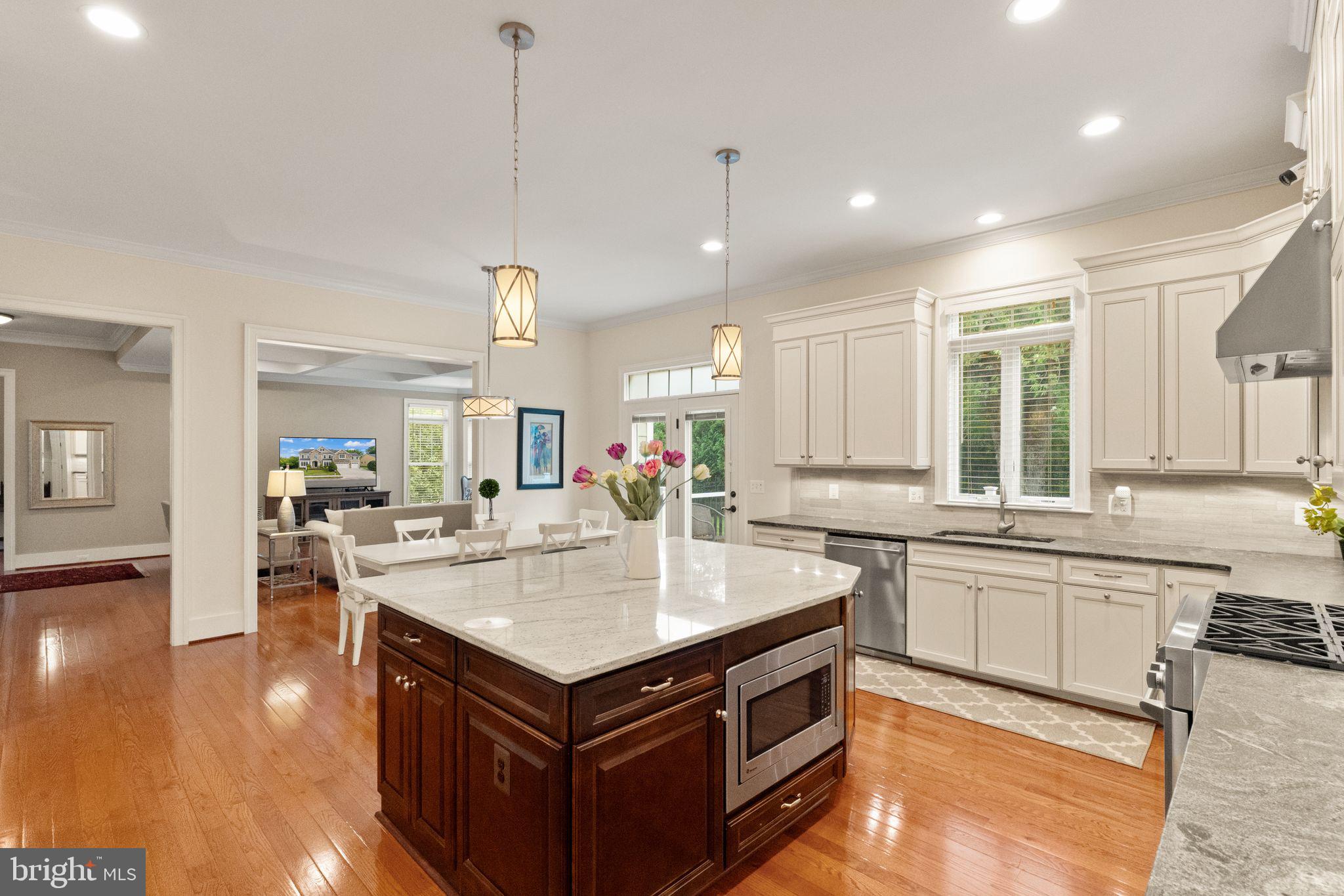 TALISMAN COURT - Residential