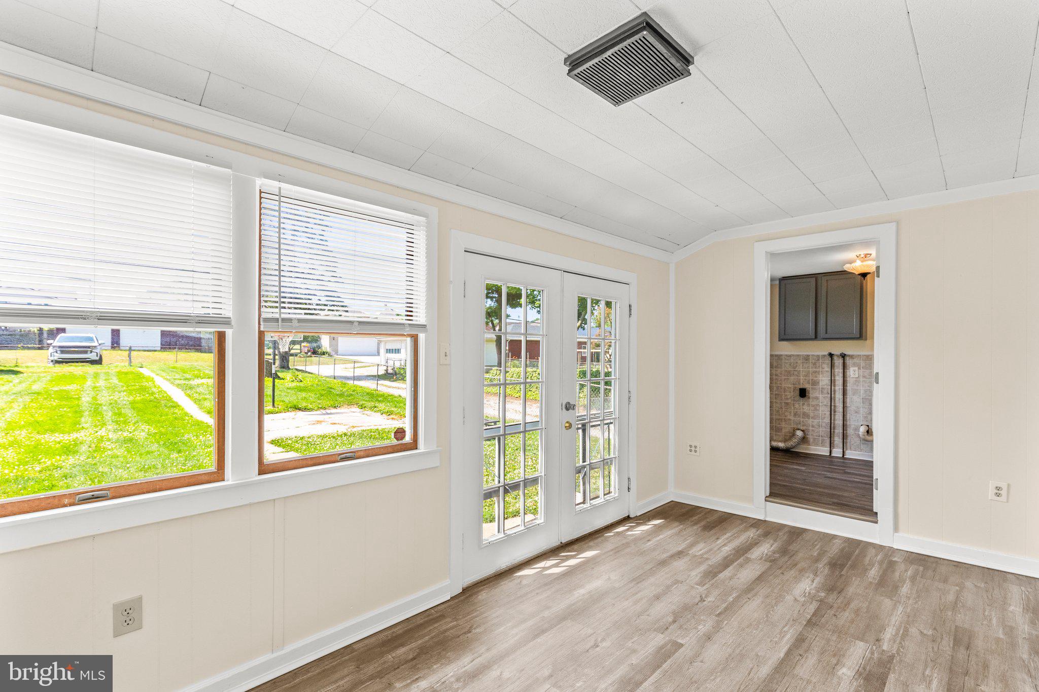 YORK STREET - Residential