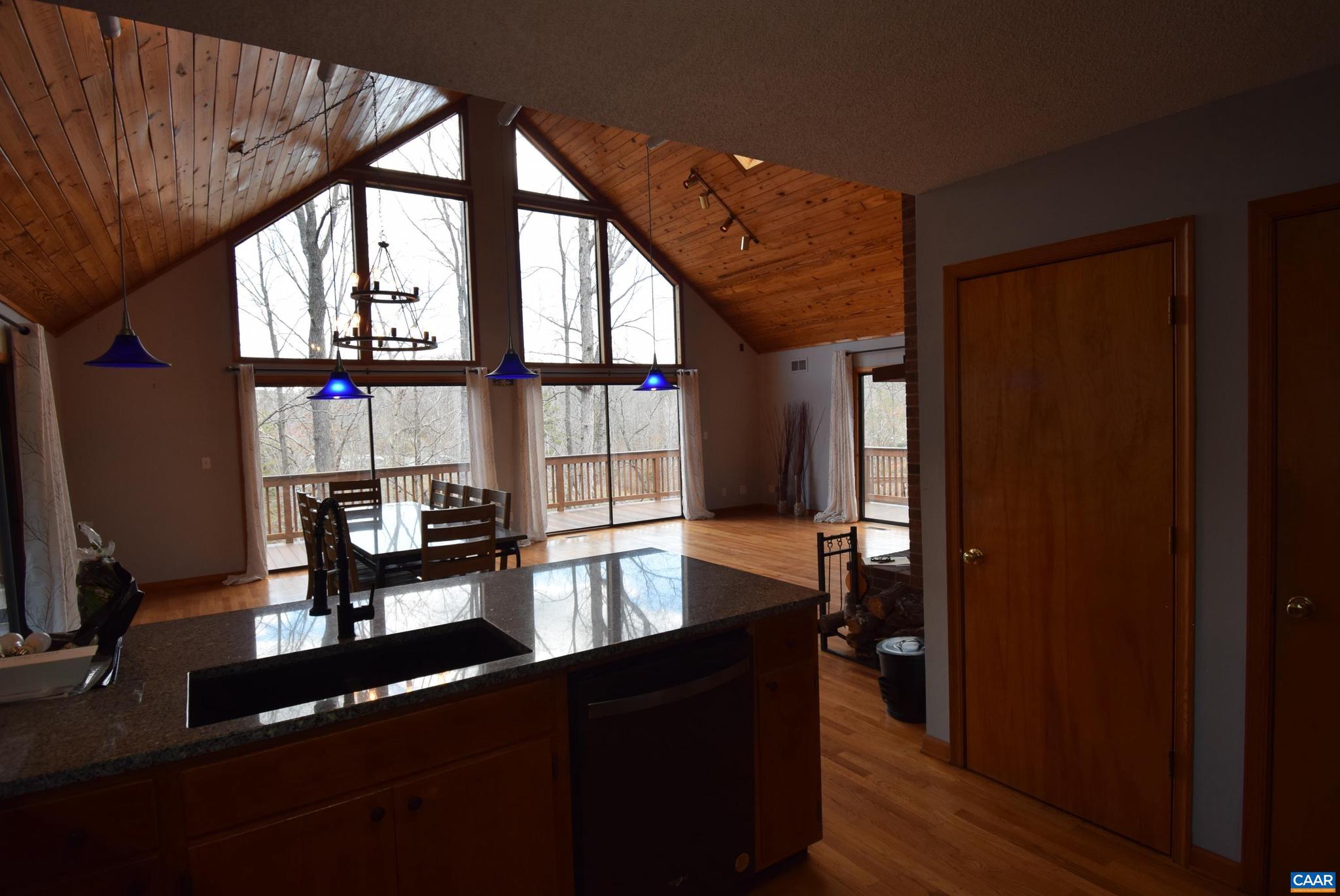 LAKE MONTICELLO - Residential Lease