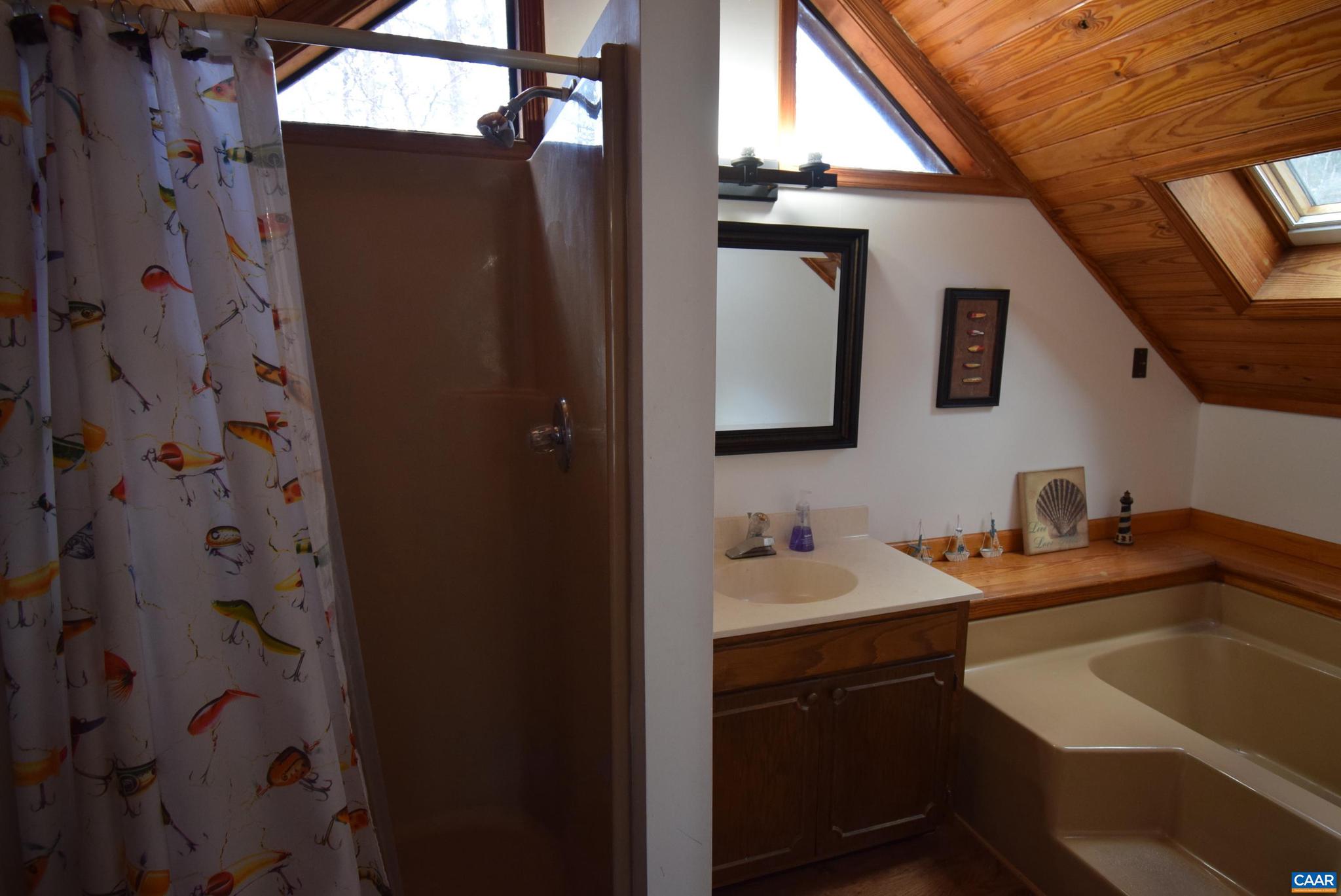 LAKE MONTICELLO - Residential Lease