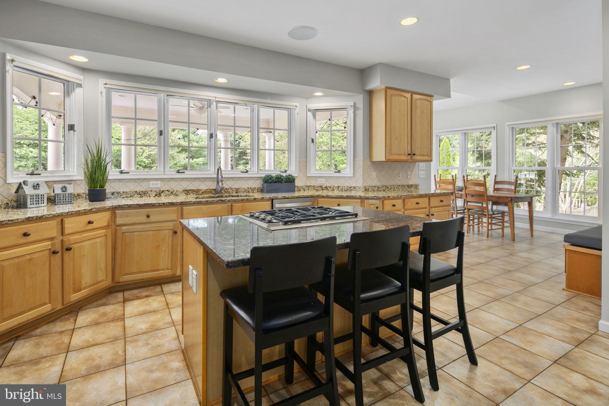LOCKMAR - Residential