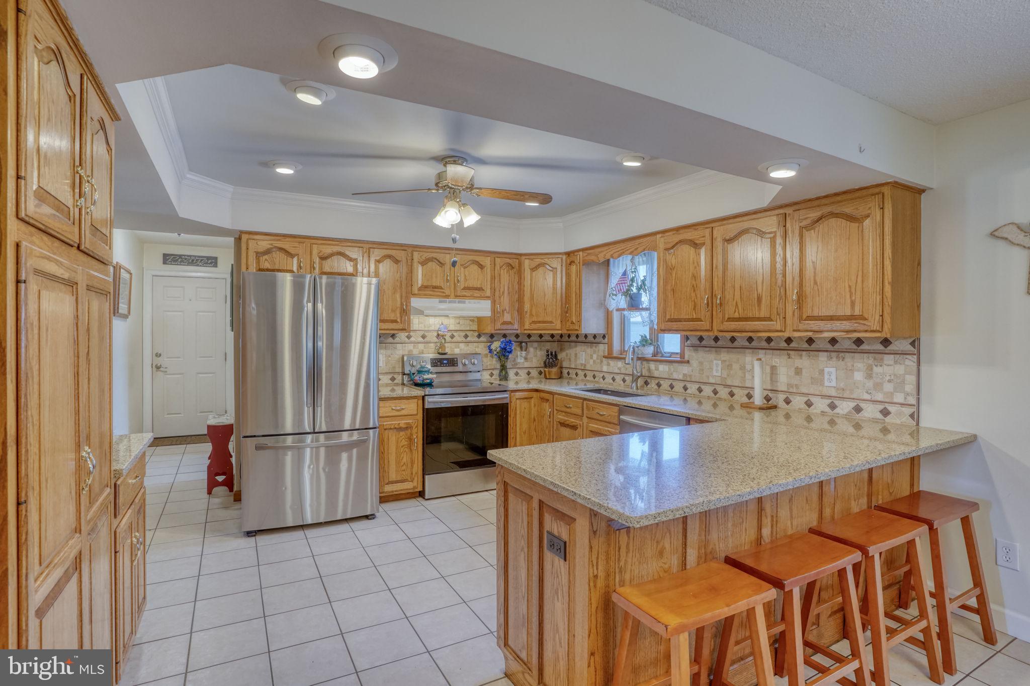 LUCKY ESTATES - Residential