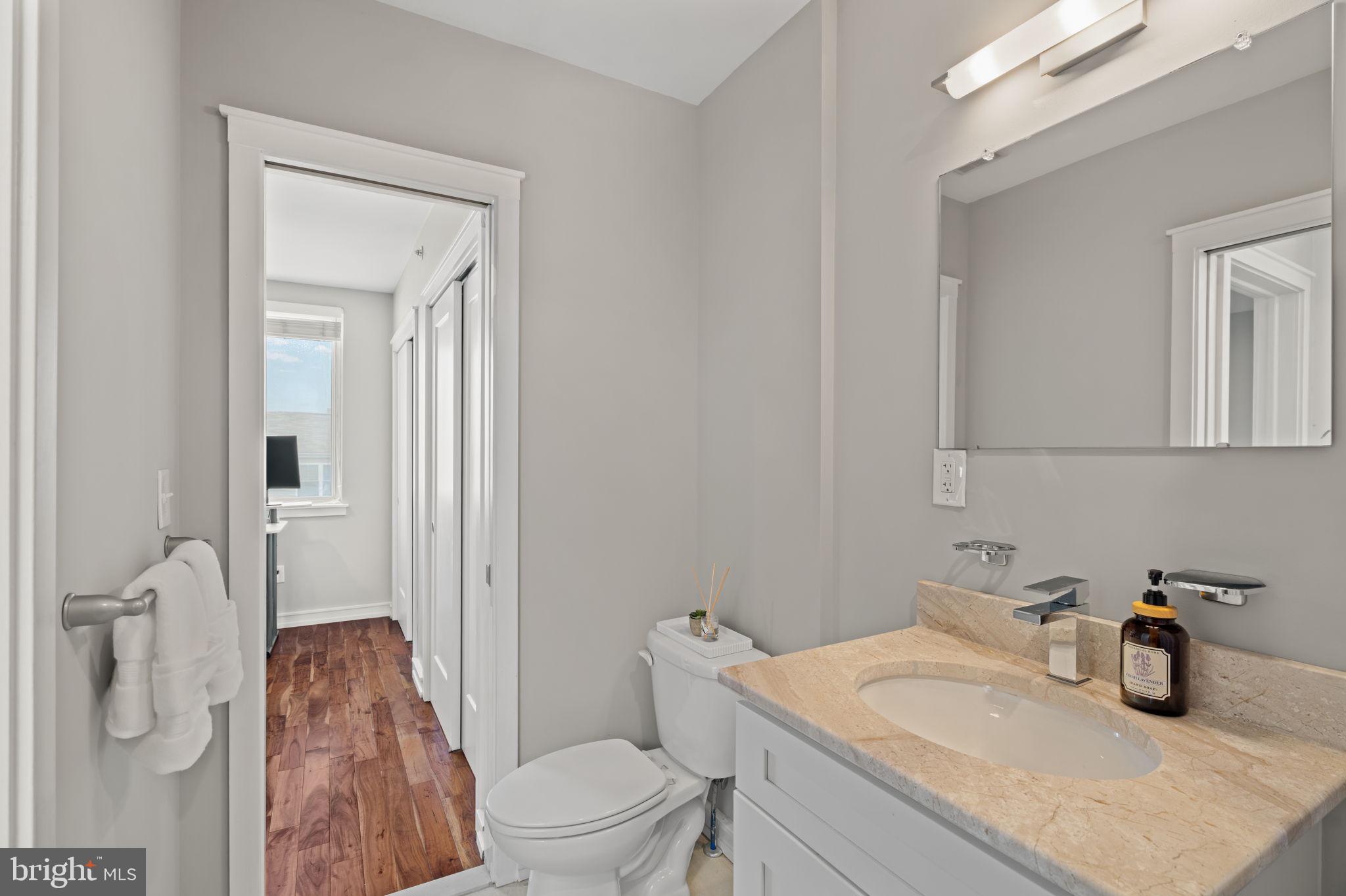 KENSINGTON - Residential