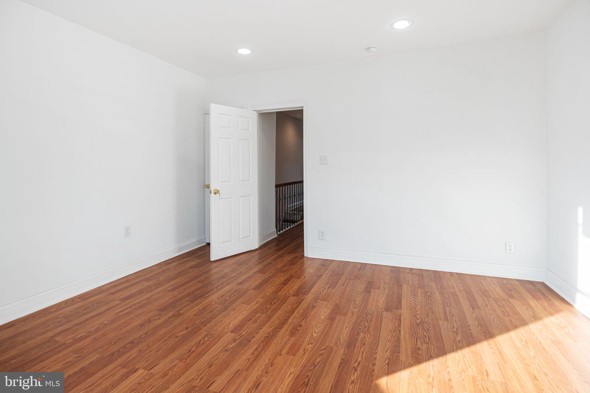 COBBS CREEK - Residential