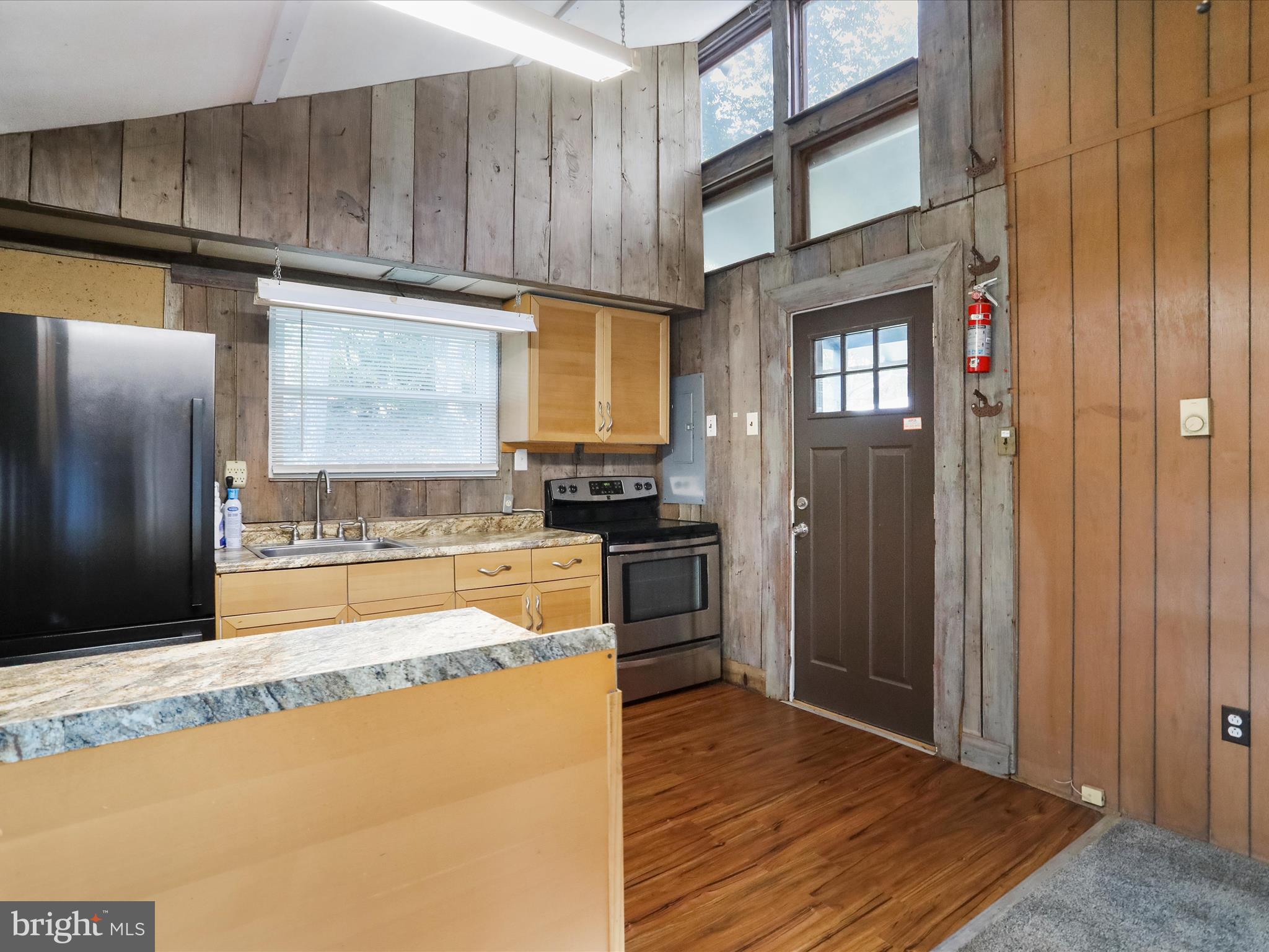 SLEEPY CREEK FARMS - Residential