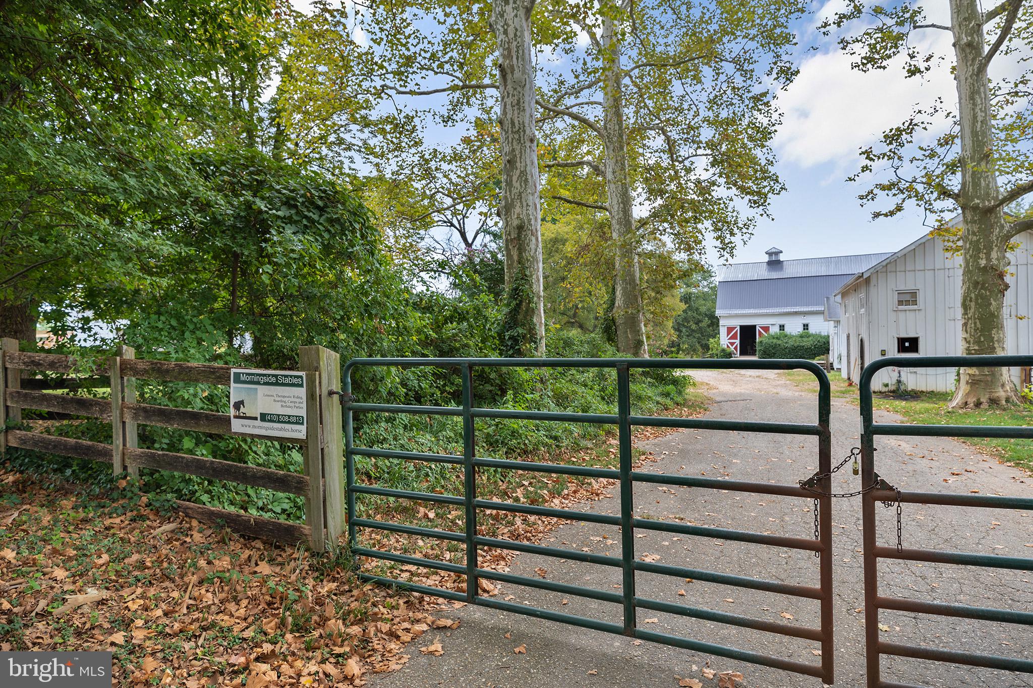 HILLSIDE ACRES - Residential