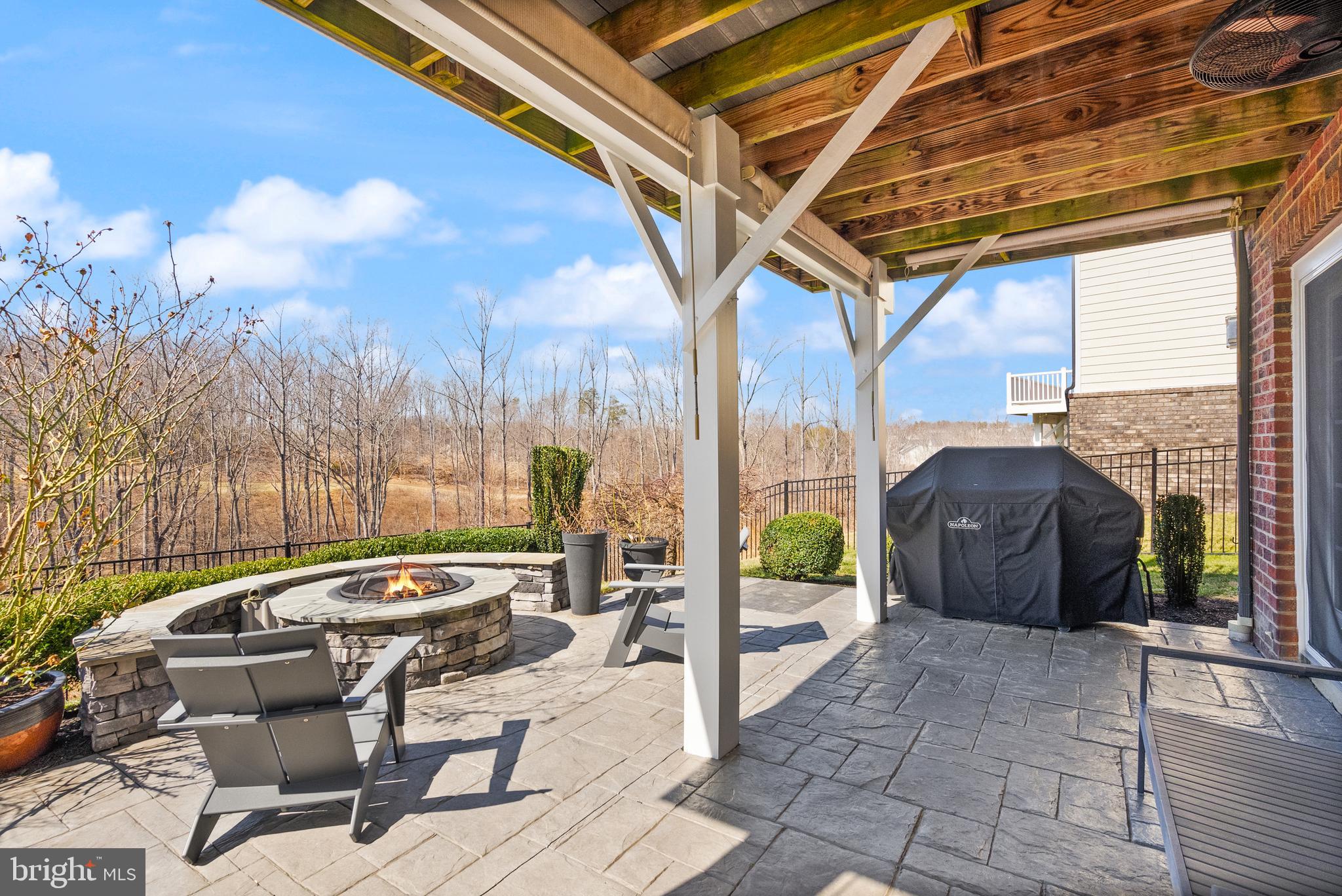 POTOMAC SHORES - Residential