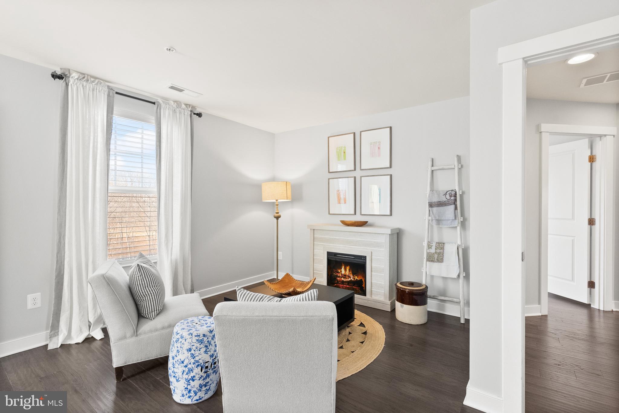 POTOMAC SHORES - Residential