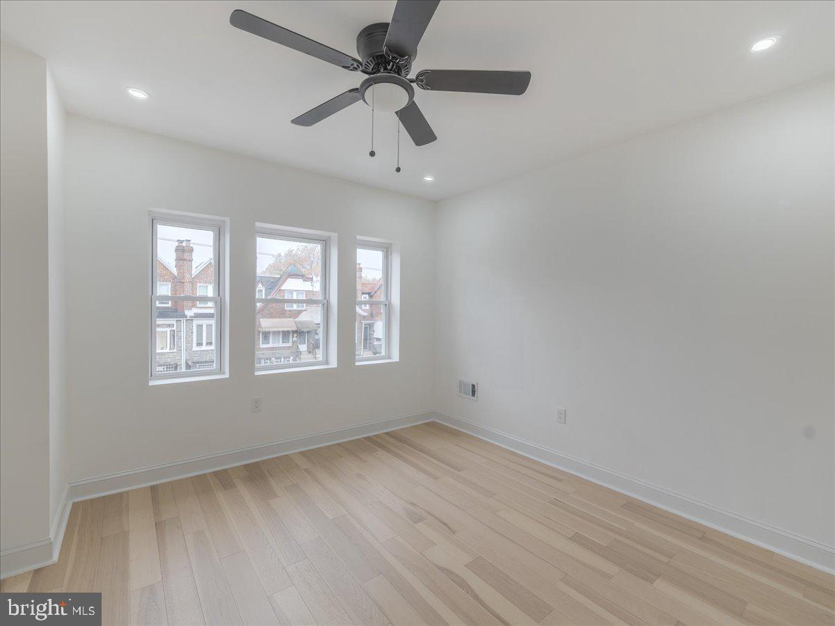 WEST OAK LANE - Residential