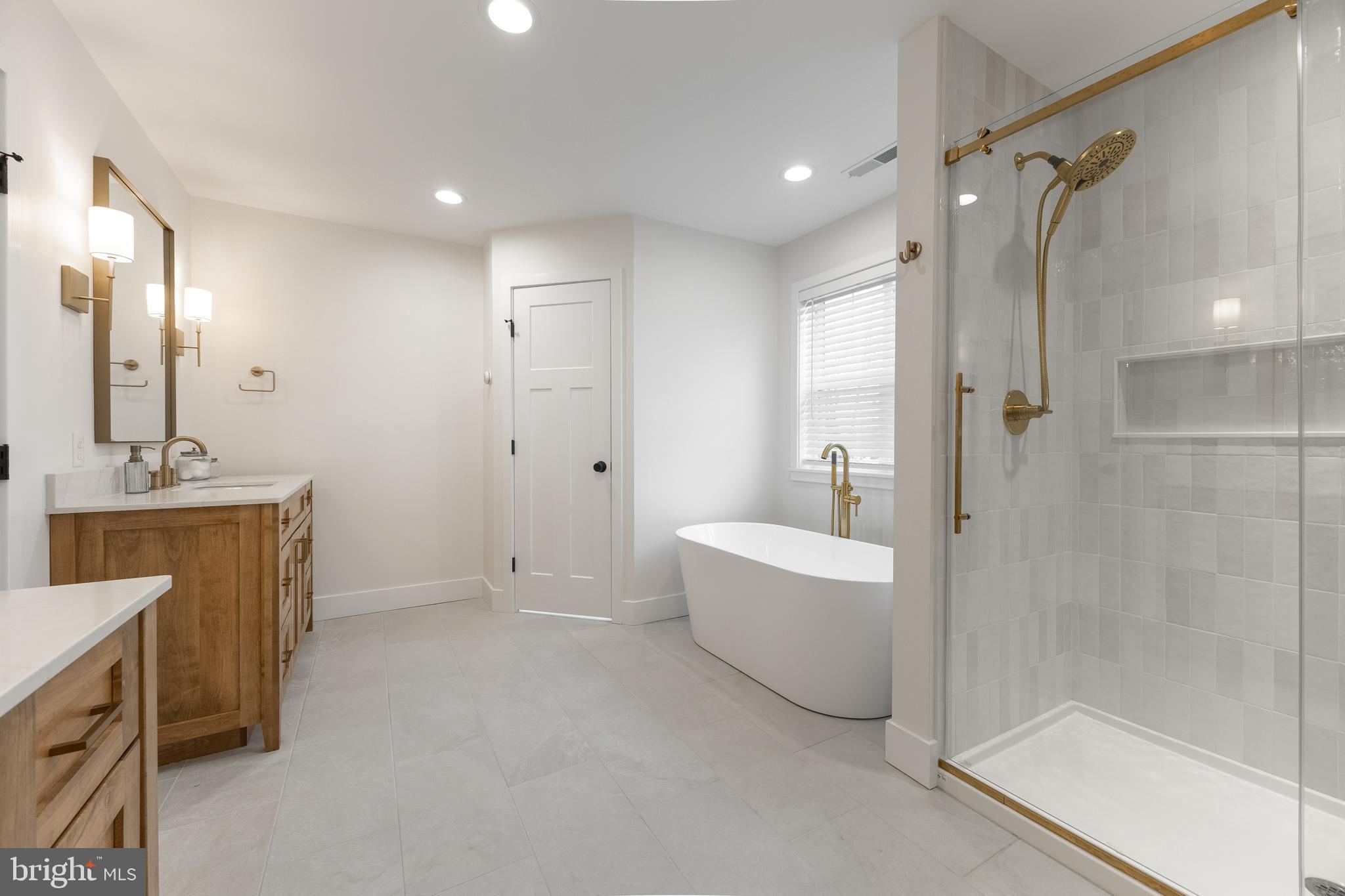 WINFIELD HEIGHTS - Residential