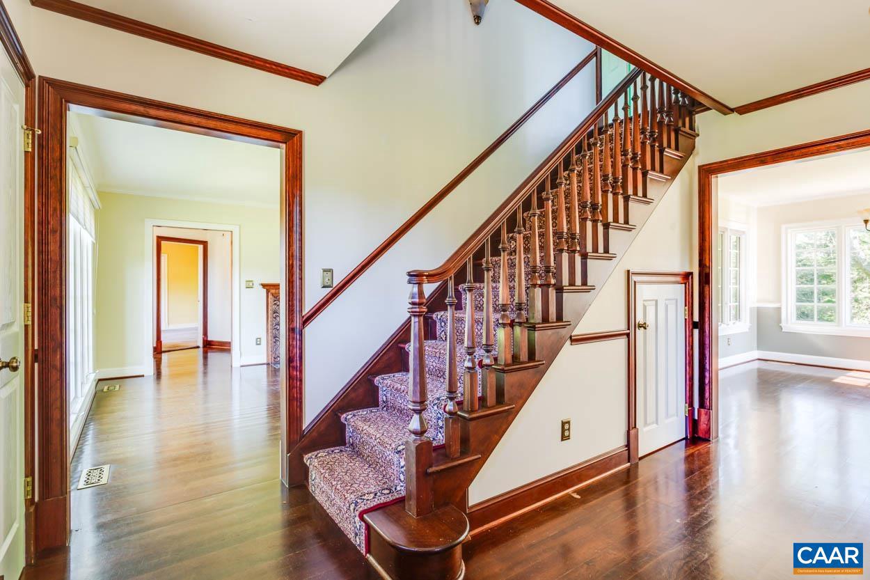 BEAU MONT FARM - Residential