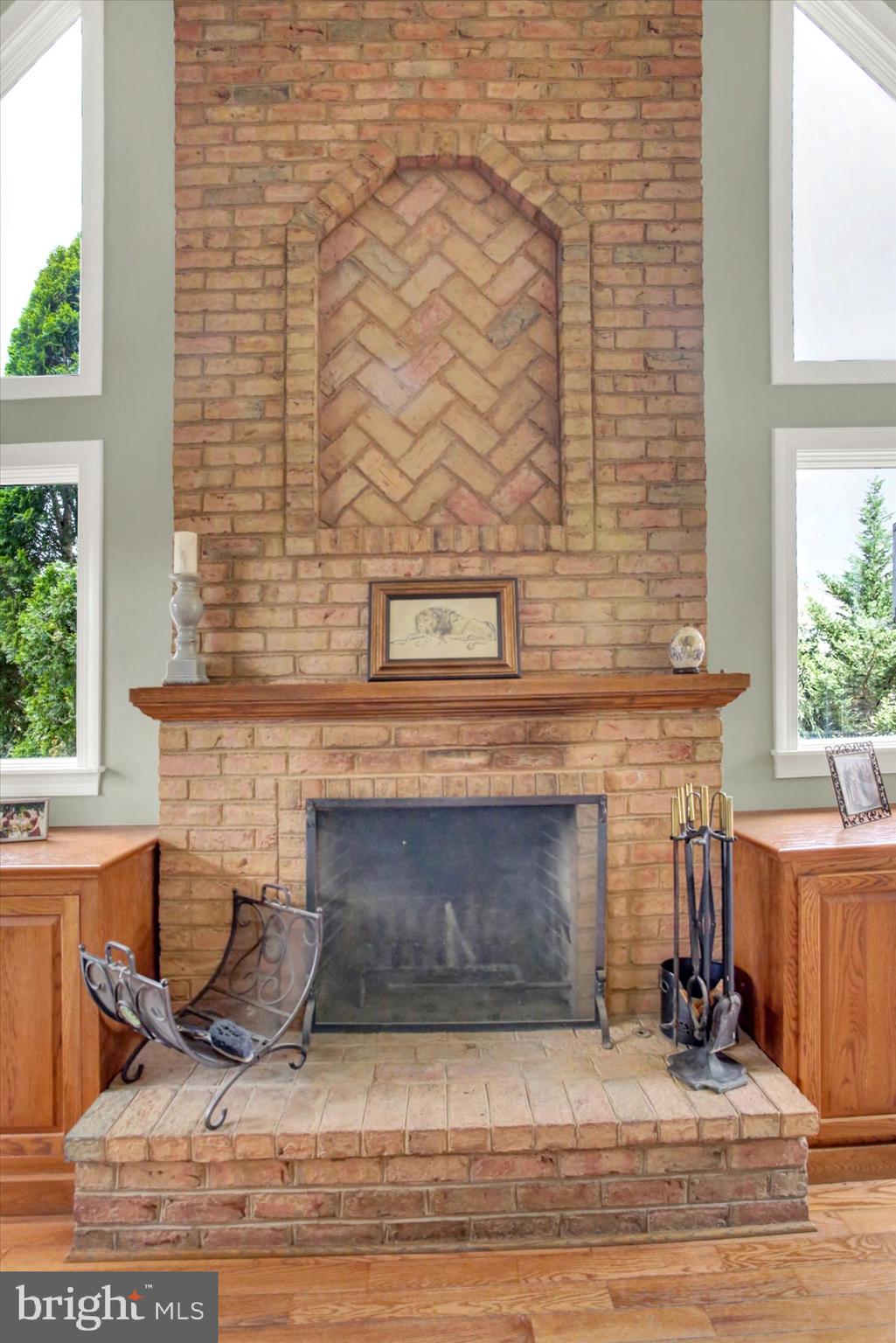 FOREST HILLS - Residential