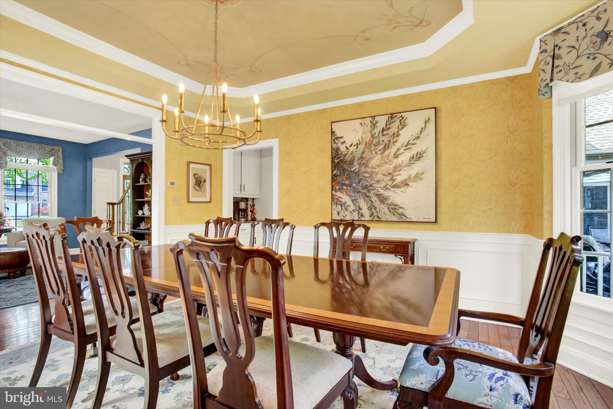 FOREST HILLS - Residential