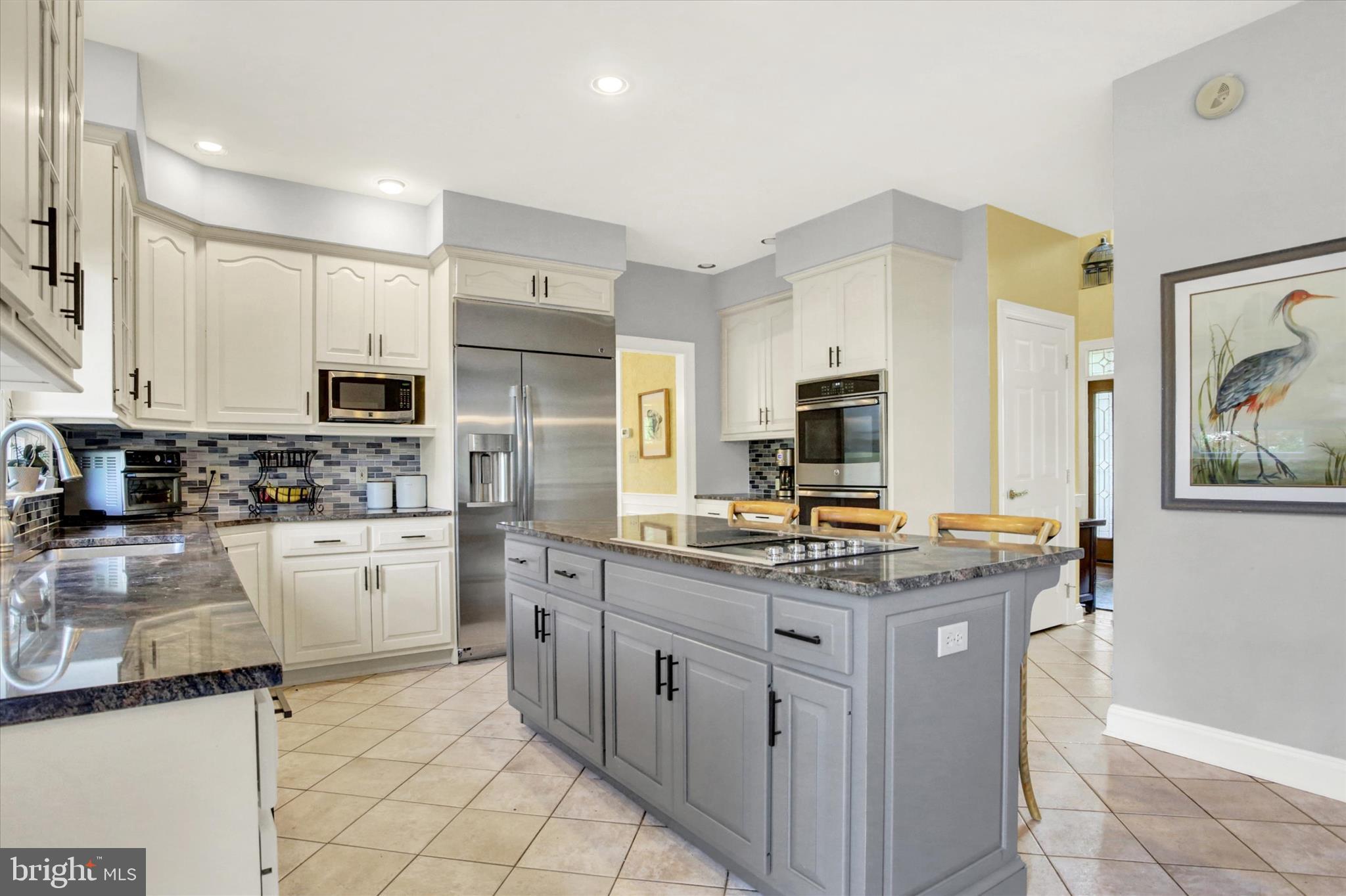 FOREST HILLS - Residential
