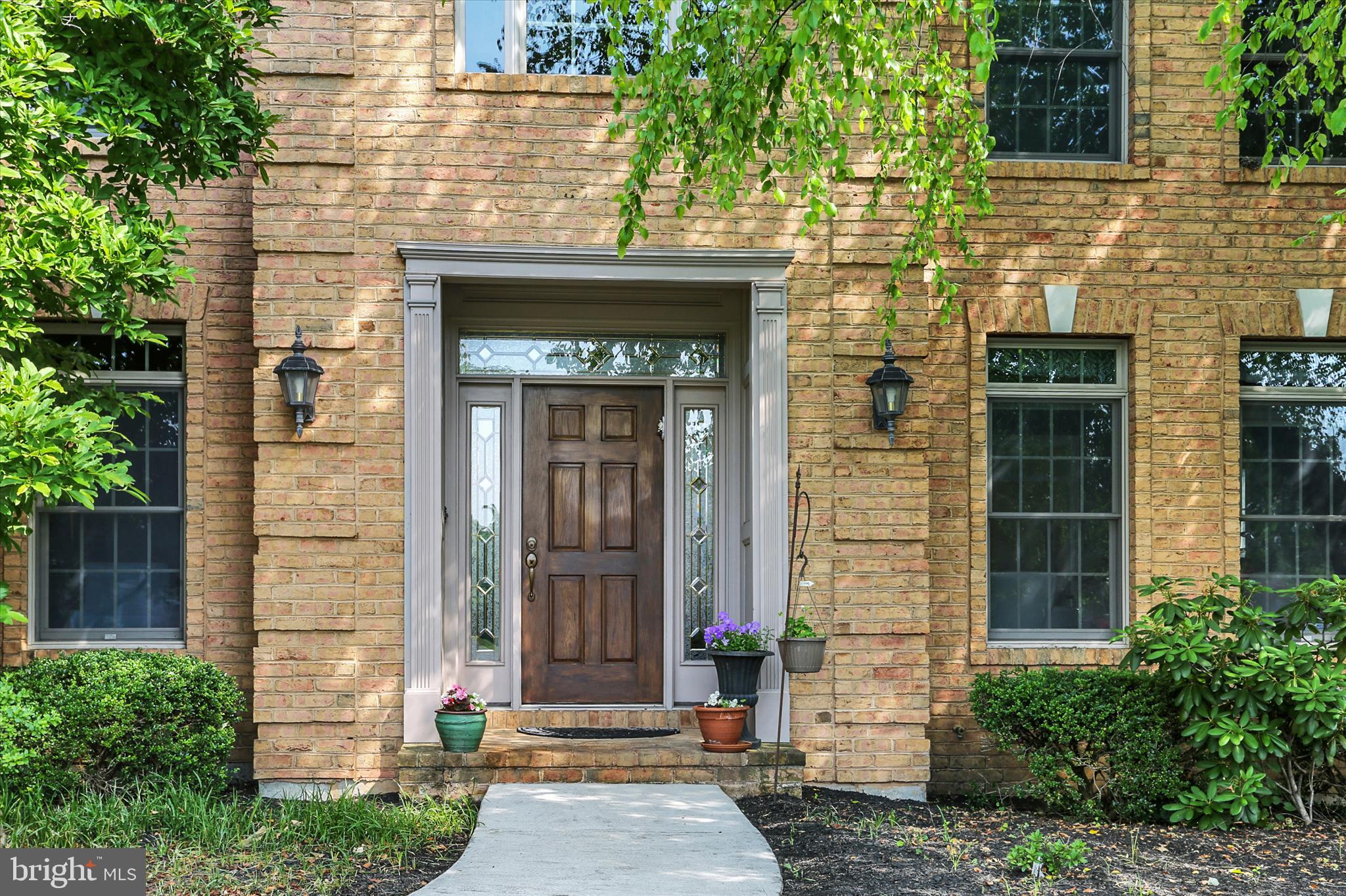FOREST HILLS - Residential