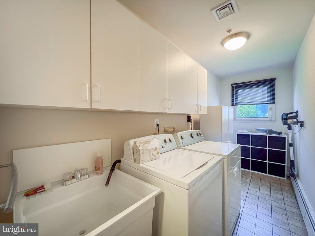 HILLWOOD TERR - Residential