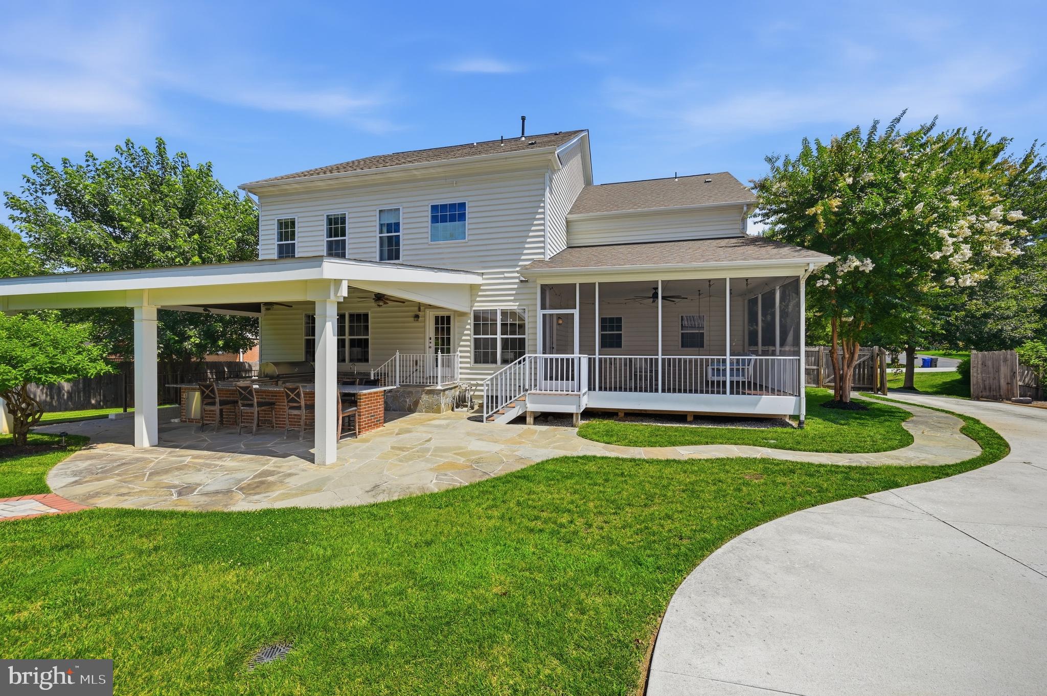 COLONIAL ACRES - Residential