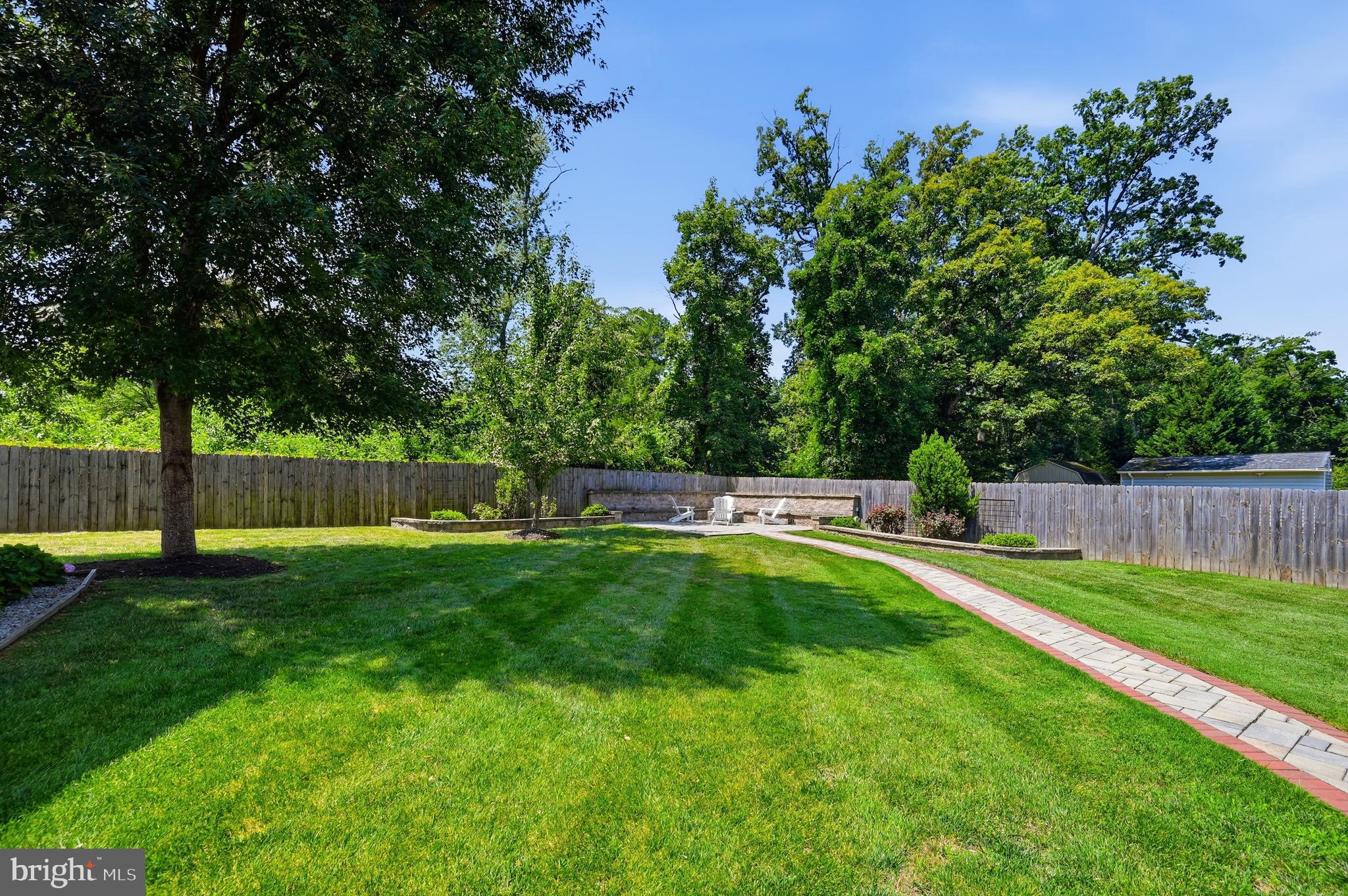 COLONIAL ACRES - Residential
