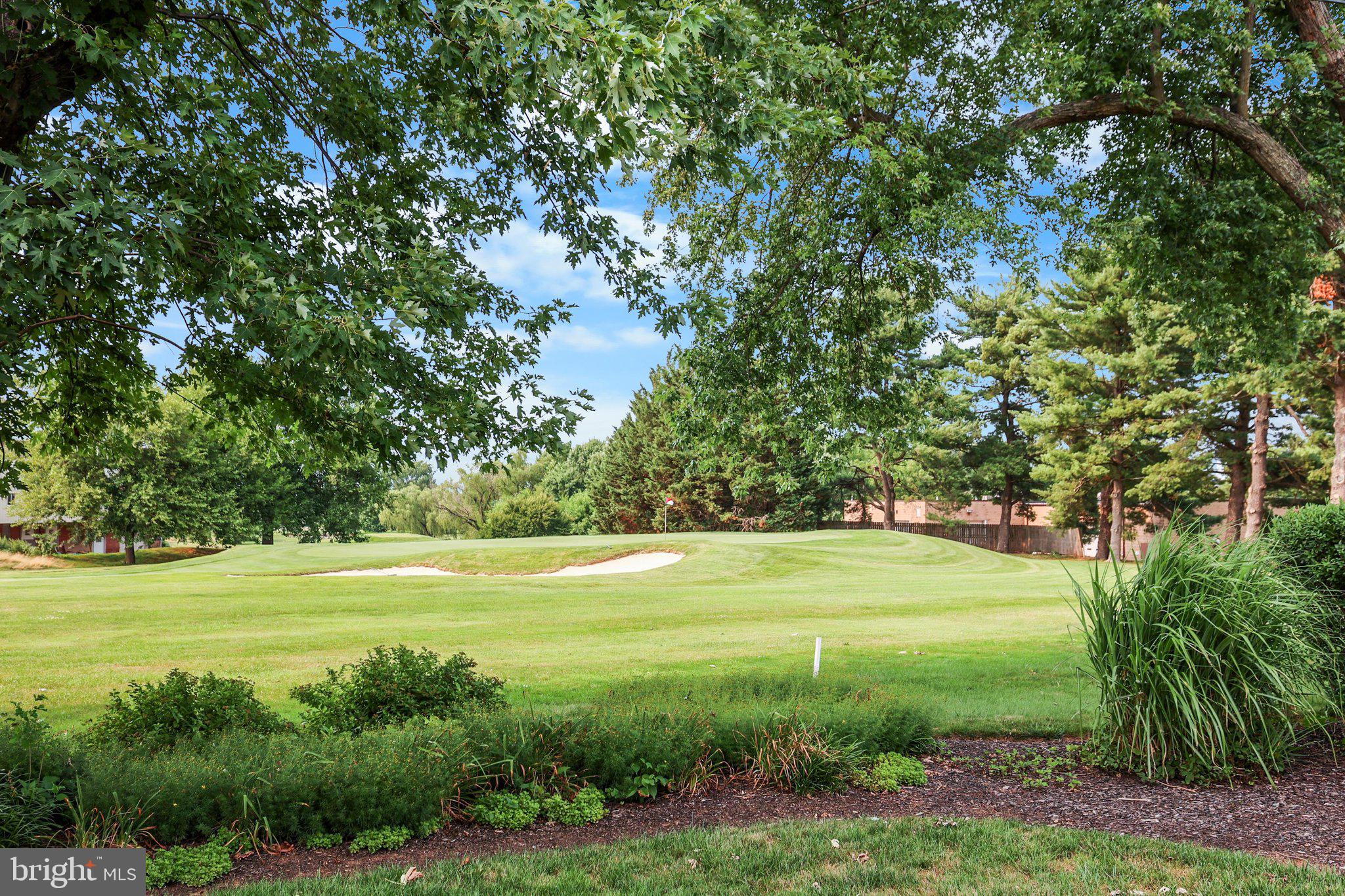 OUTDOOR COUNTRY CLUB - Residential