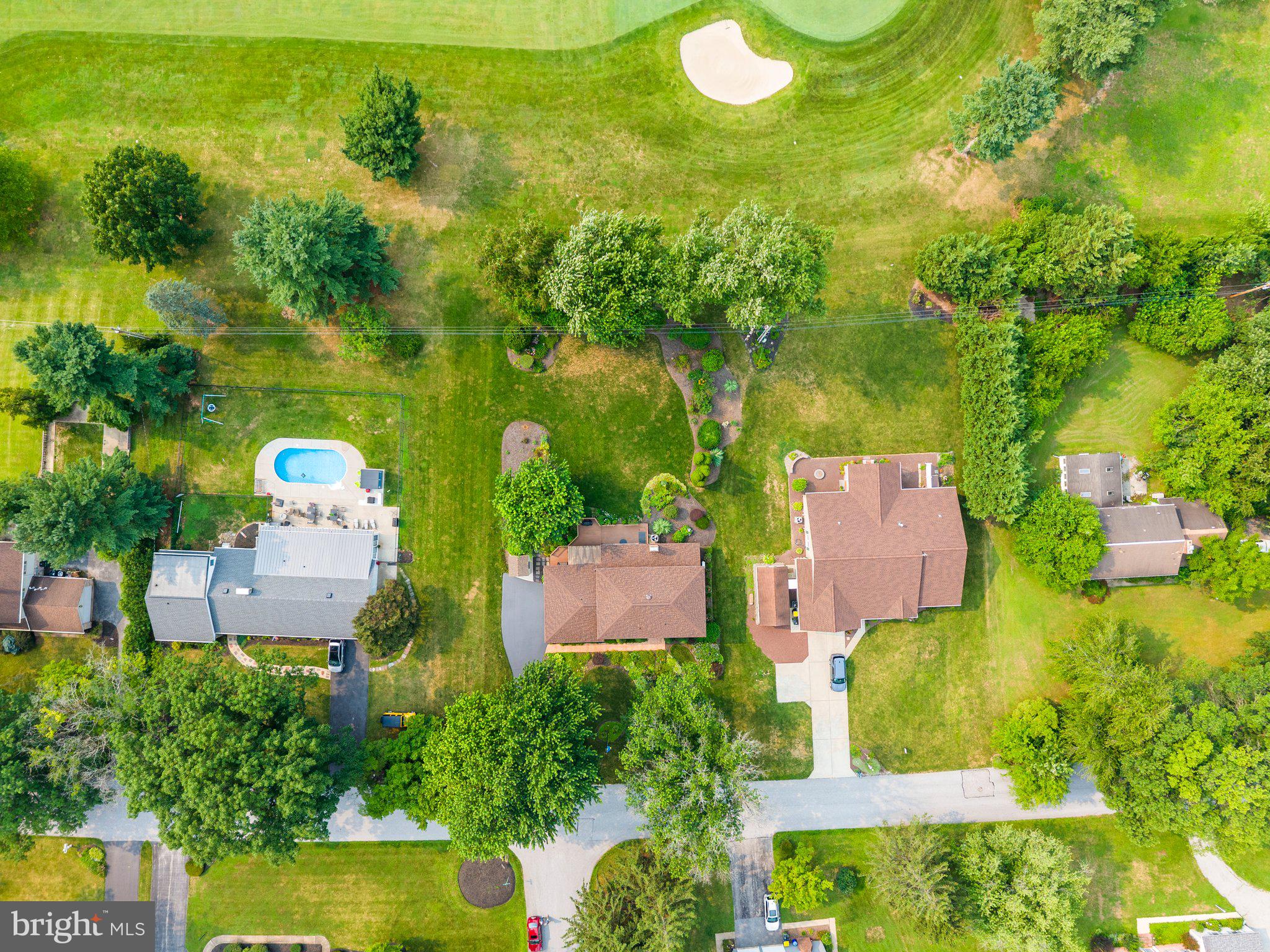OUTDOOR COUNTRY CLUB - Residential