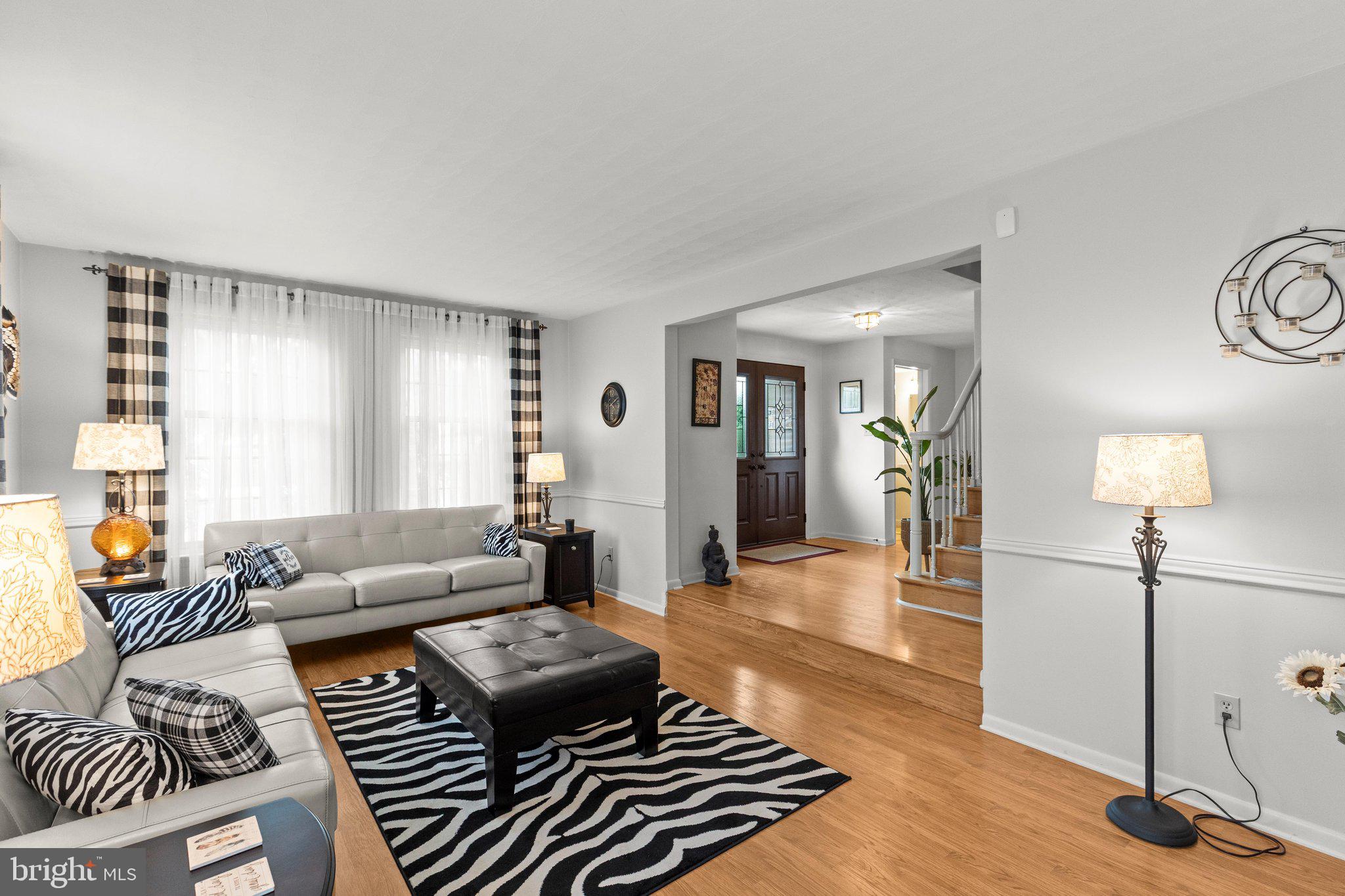 OUTDOOR COUNTRY CLUB - Residential