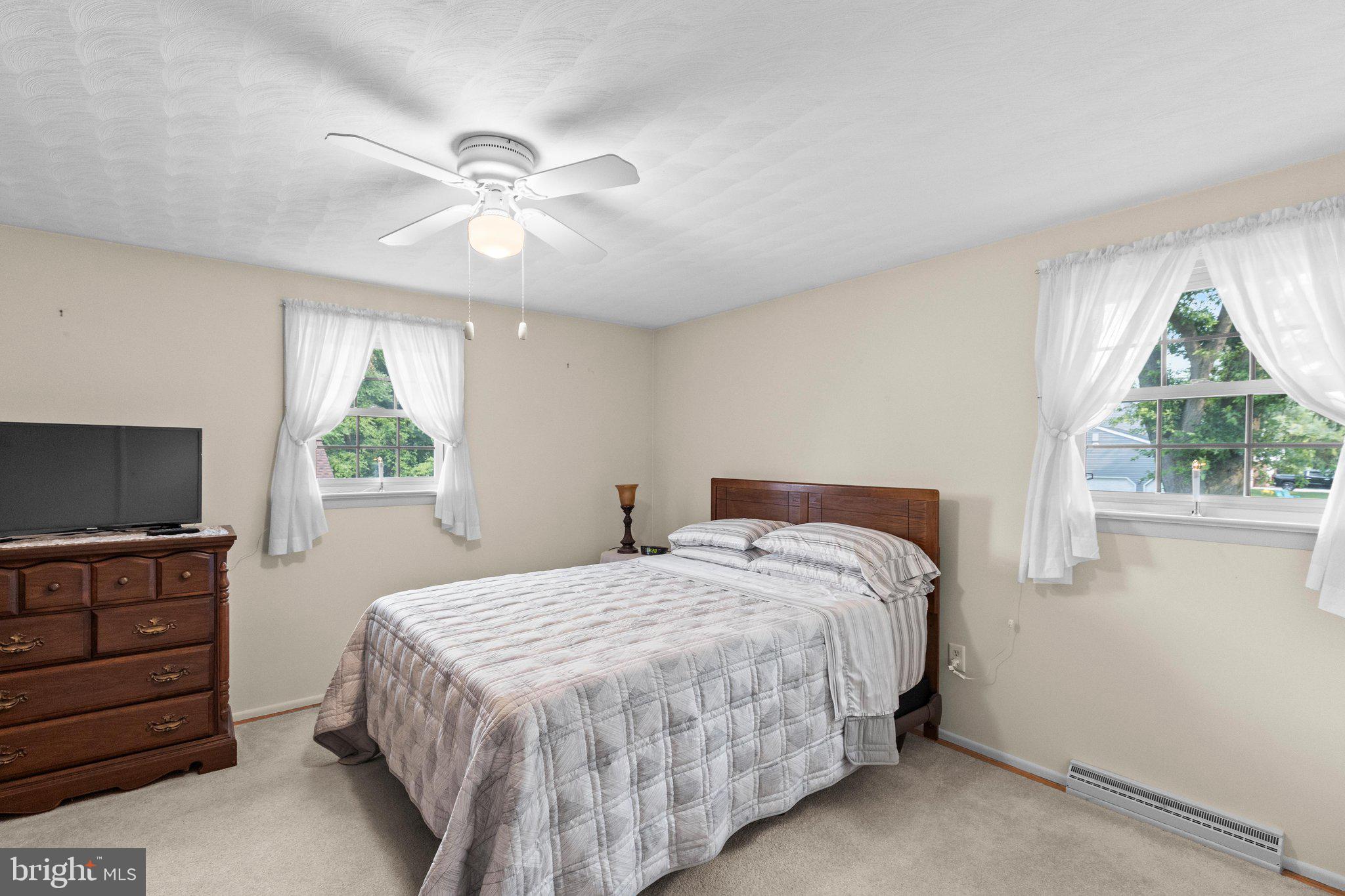 OUTDOOR COUNTRY CLUB - Residential