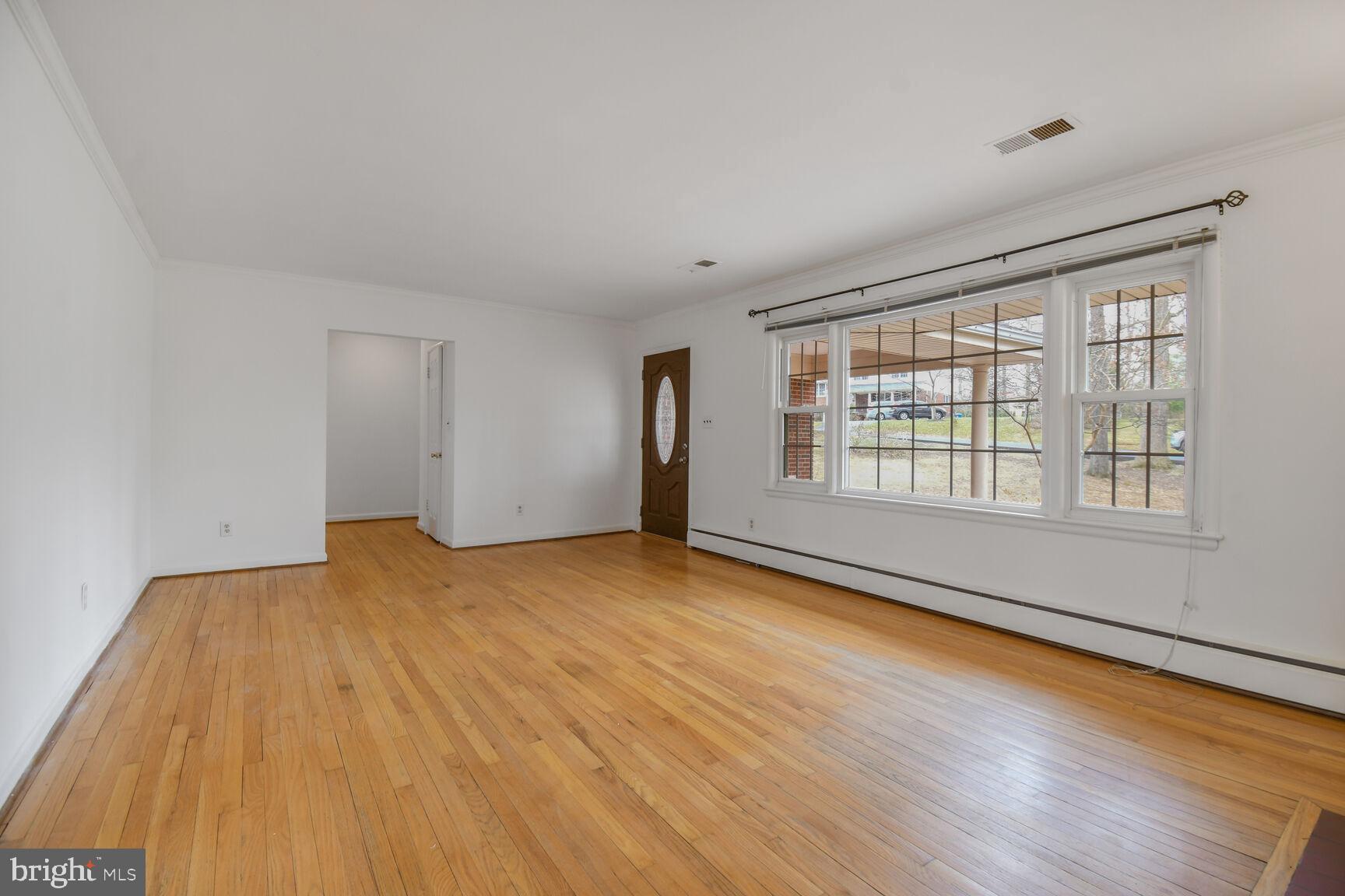 BROOK HILLS ESTATE - Residential Lease