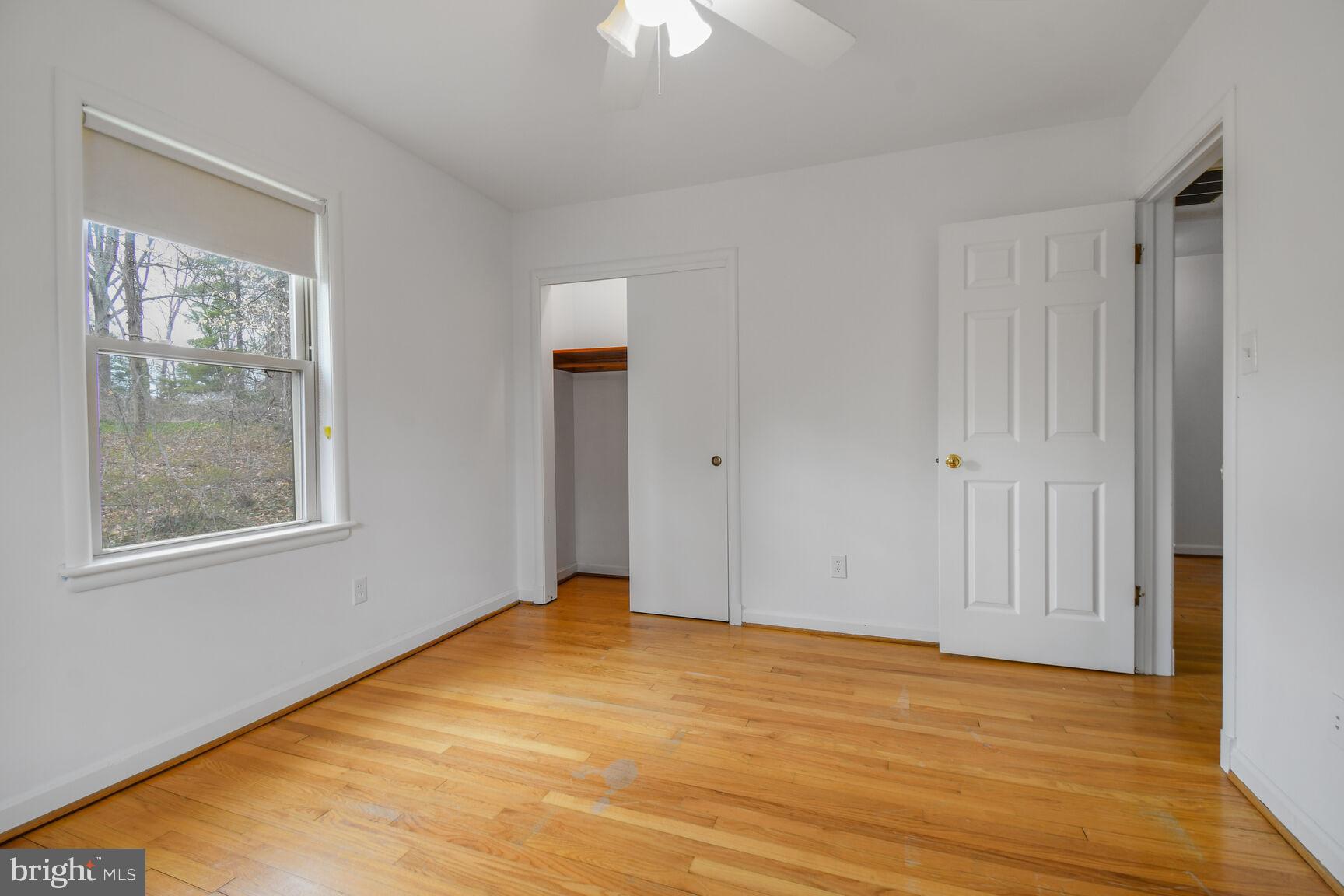 BROOK HILLS ESTATE - Residential Lease