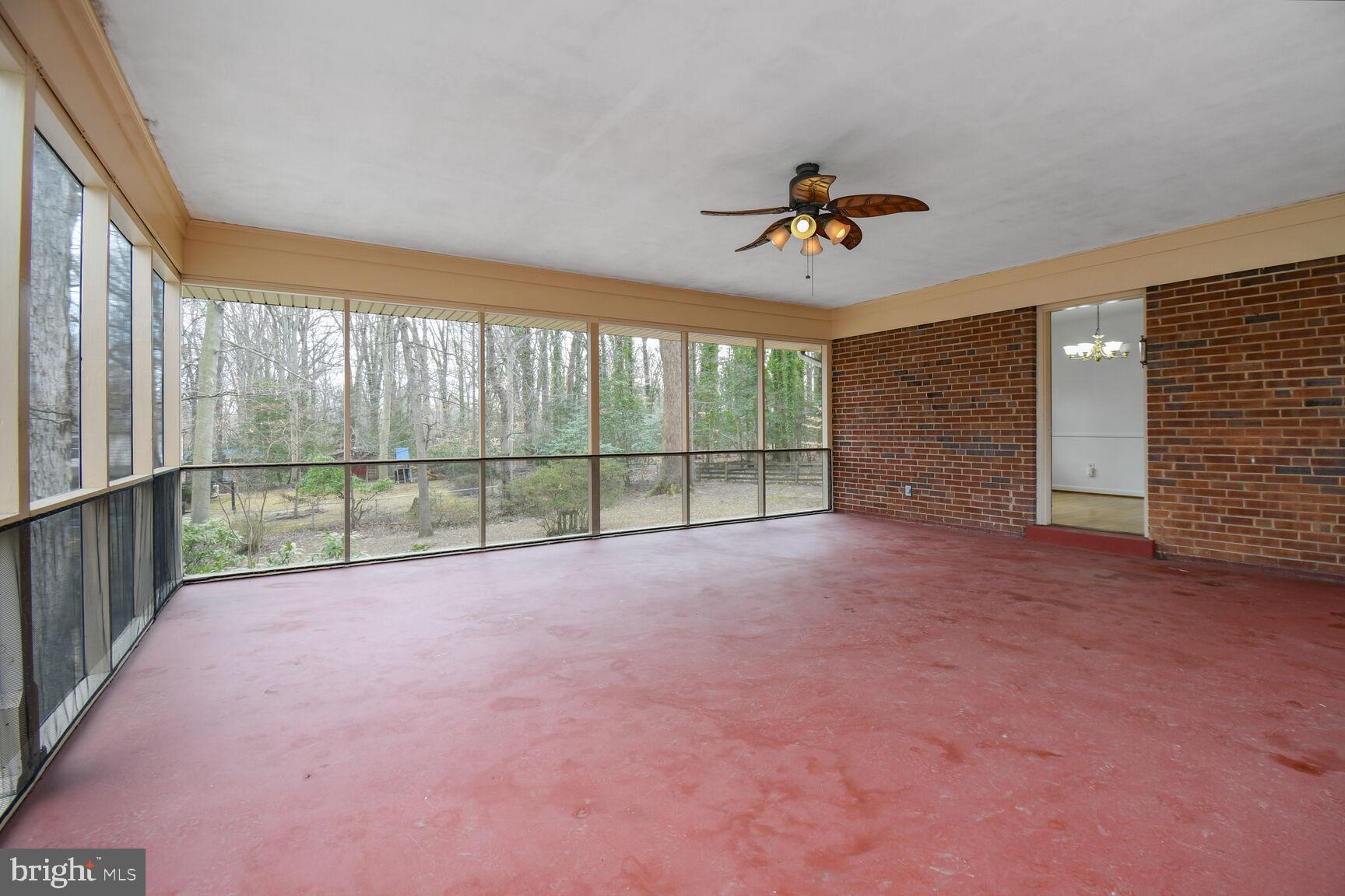 BROOK HILLS ESTATE - Residential Lease