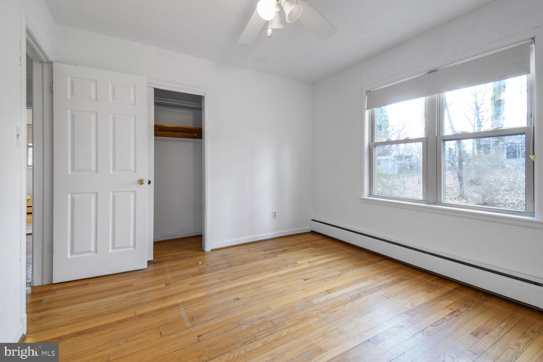 BROOK HILLS ESTATE - Residential Lease
