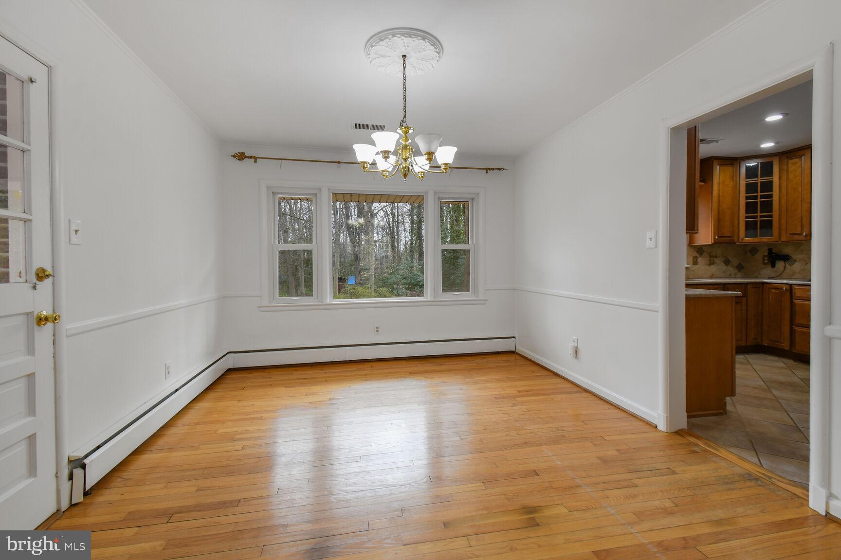 BROOK HILLS ESTATE - Residential Lease
