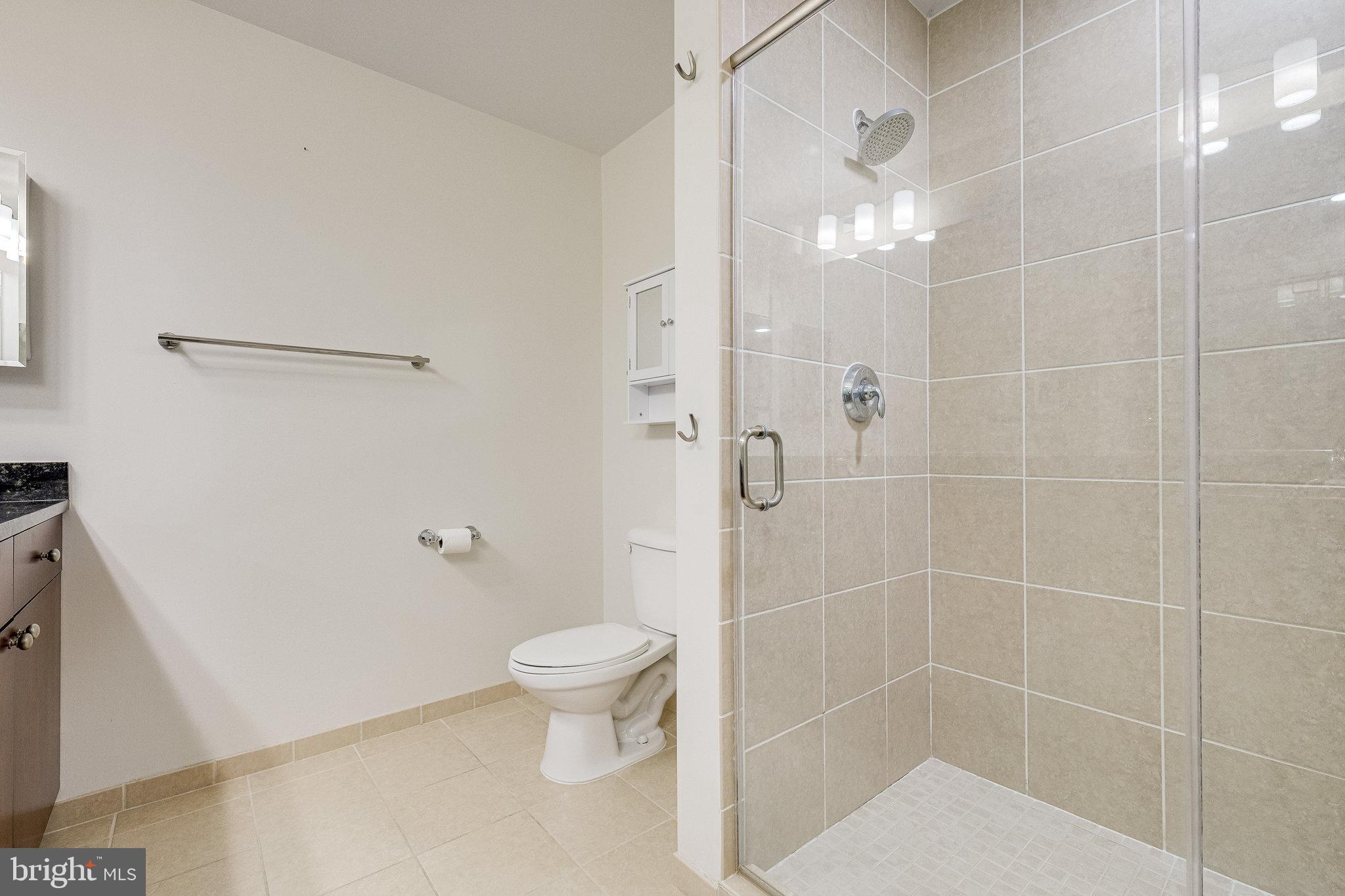 ONE NATIONAL HARBOR CONDOMINIUM - Residential
