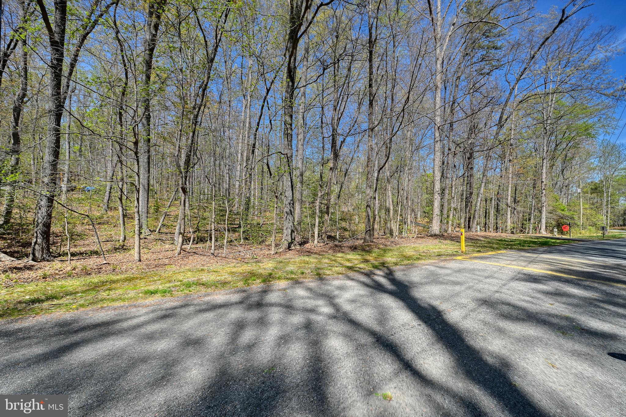 WINDWOOD COVES - Land