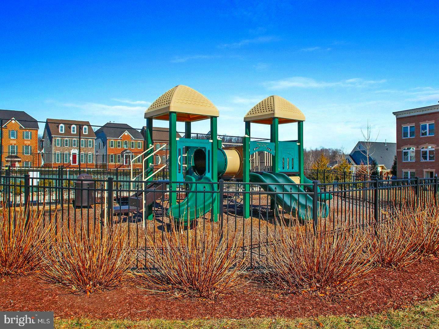 PARKLANDS AT WATKINS MILL - Residential
