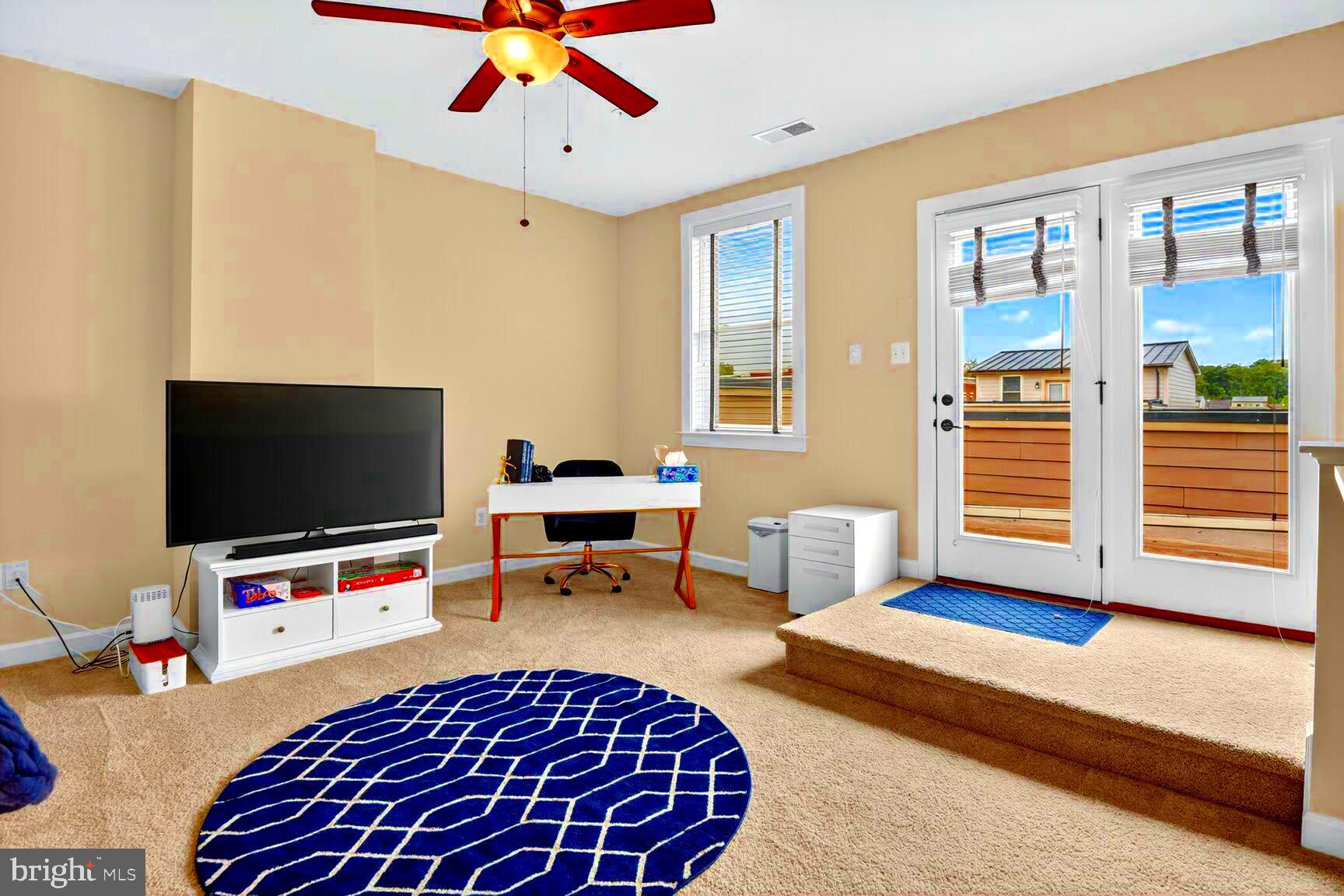 PARKLANDS AT WATKINS MILL - Residential