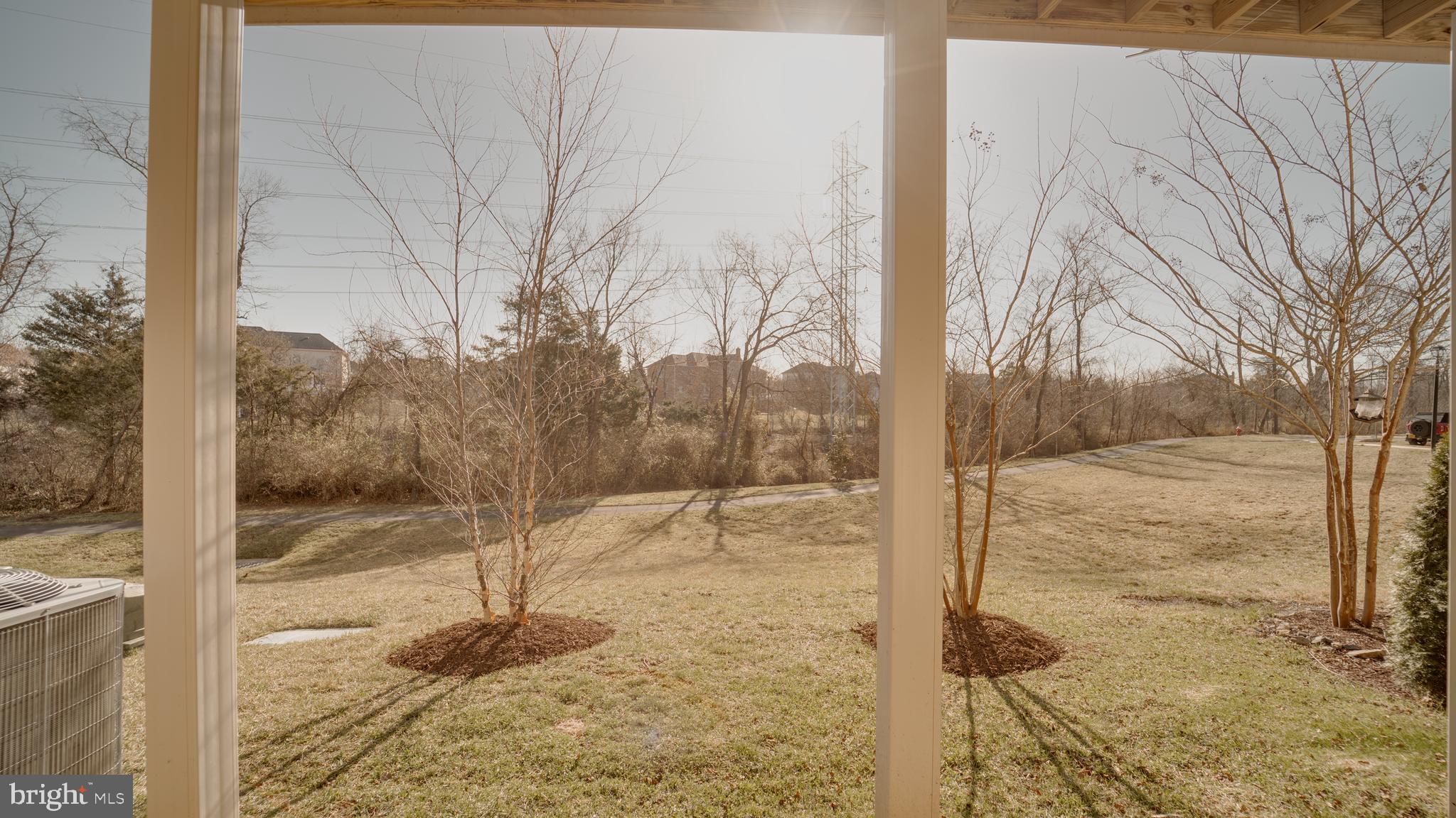 ASHBURN OVERLOOK - Residential