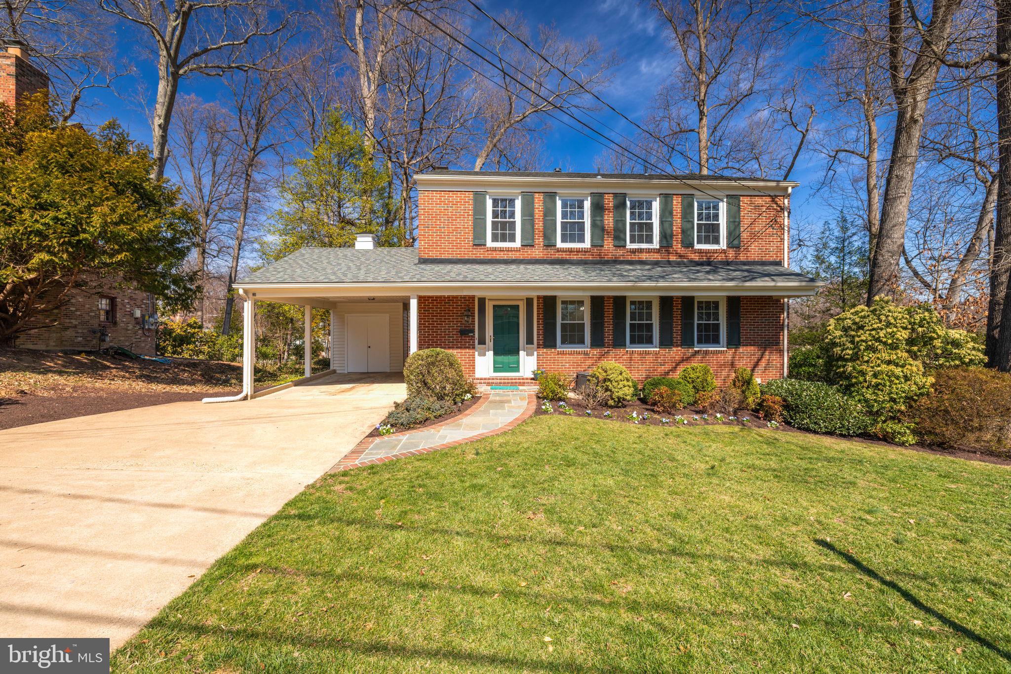 WILLOW WOODS - Residential