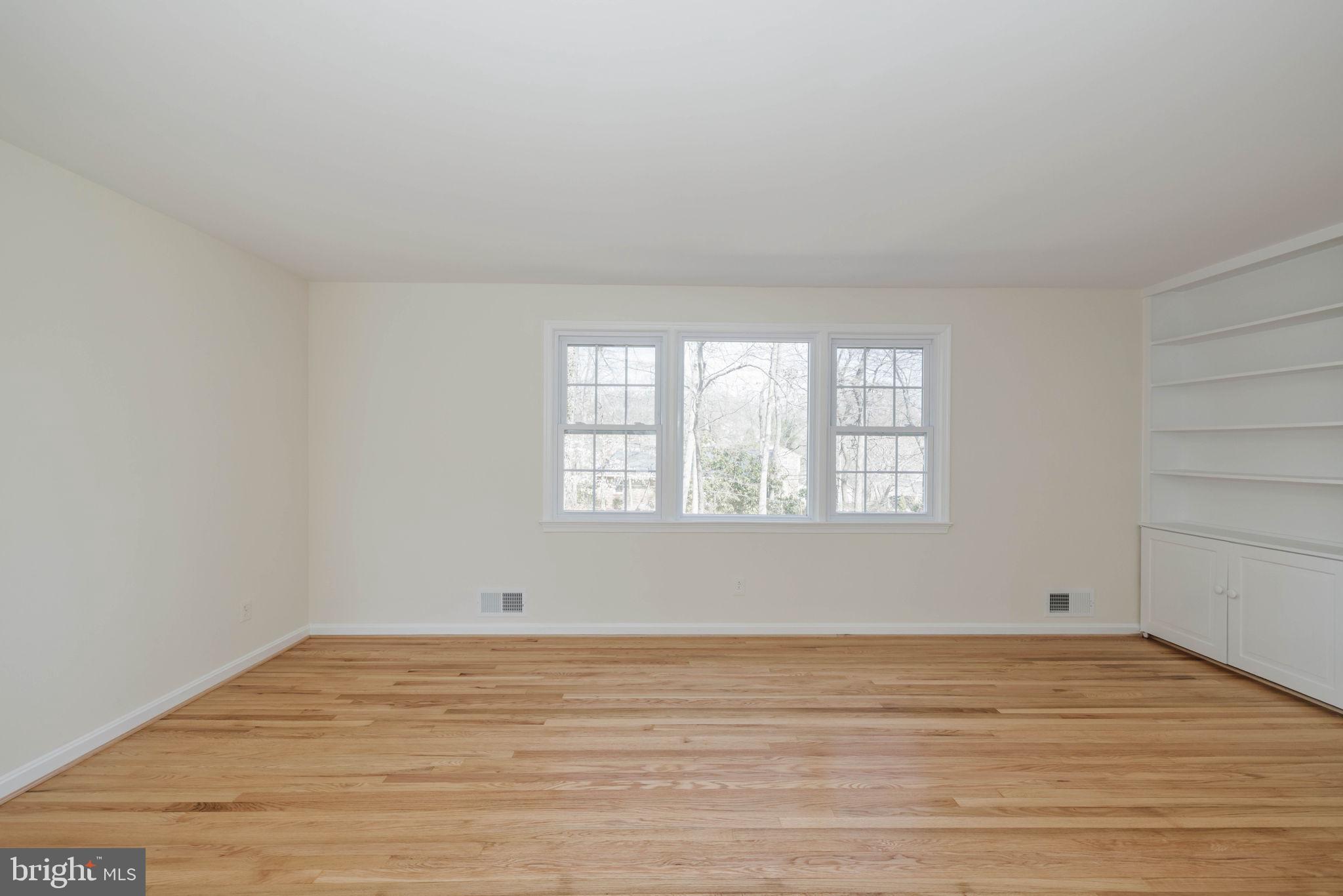 WILLOW WOODS - Residential