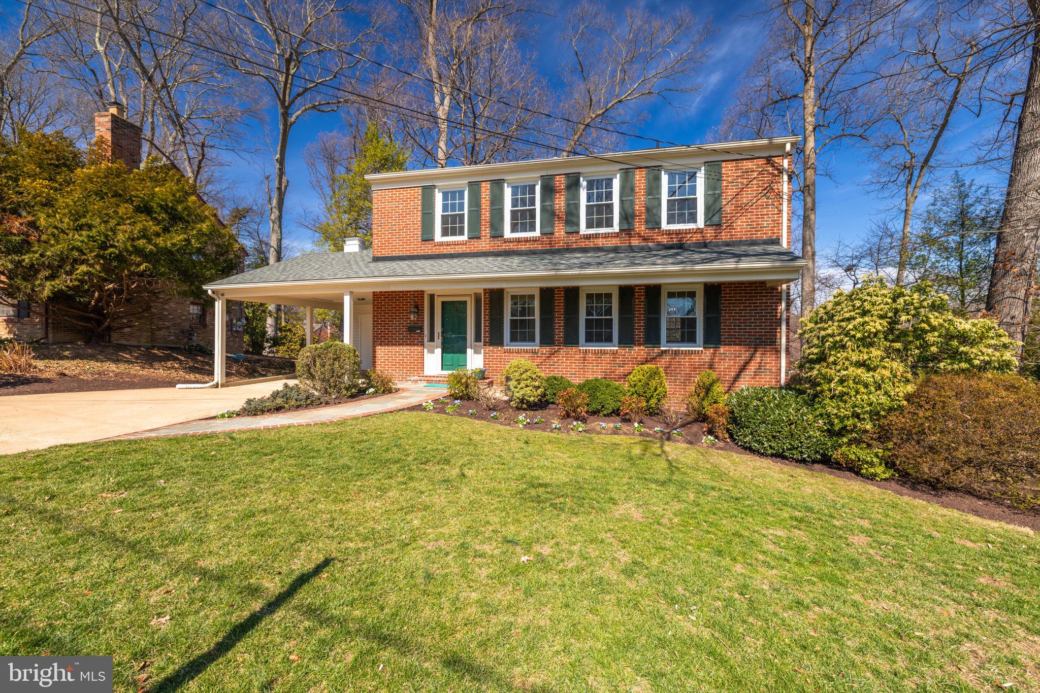 WILLOW WOODS - Residential