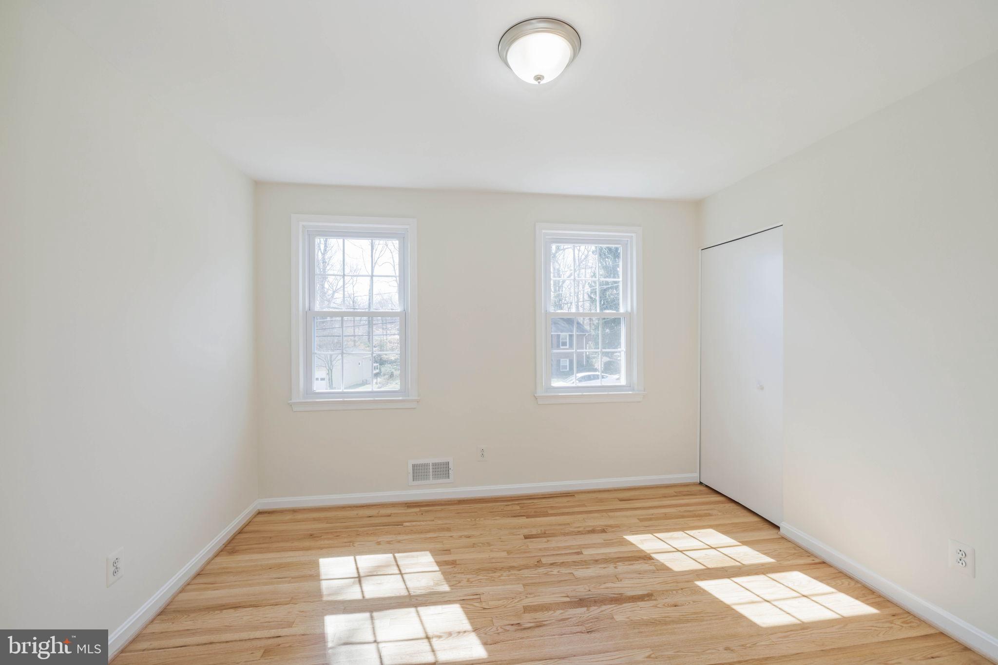 WILLOW WOODS - Residential