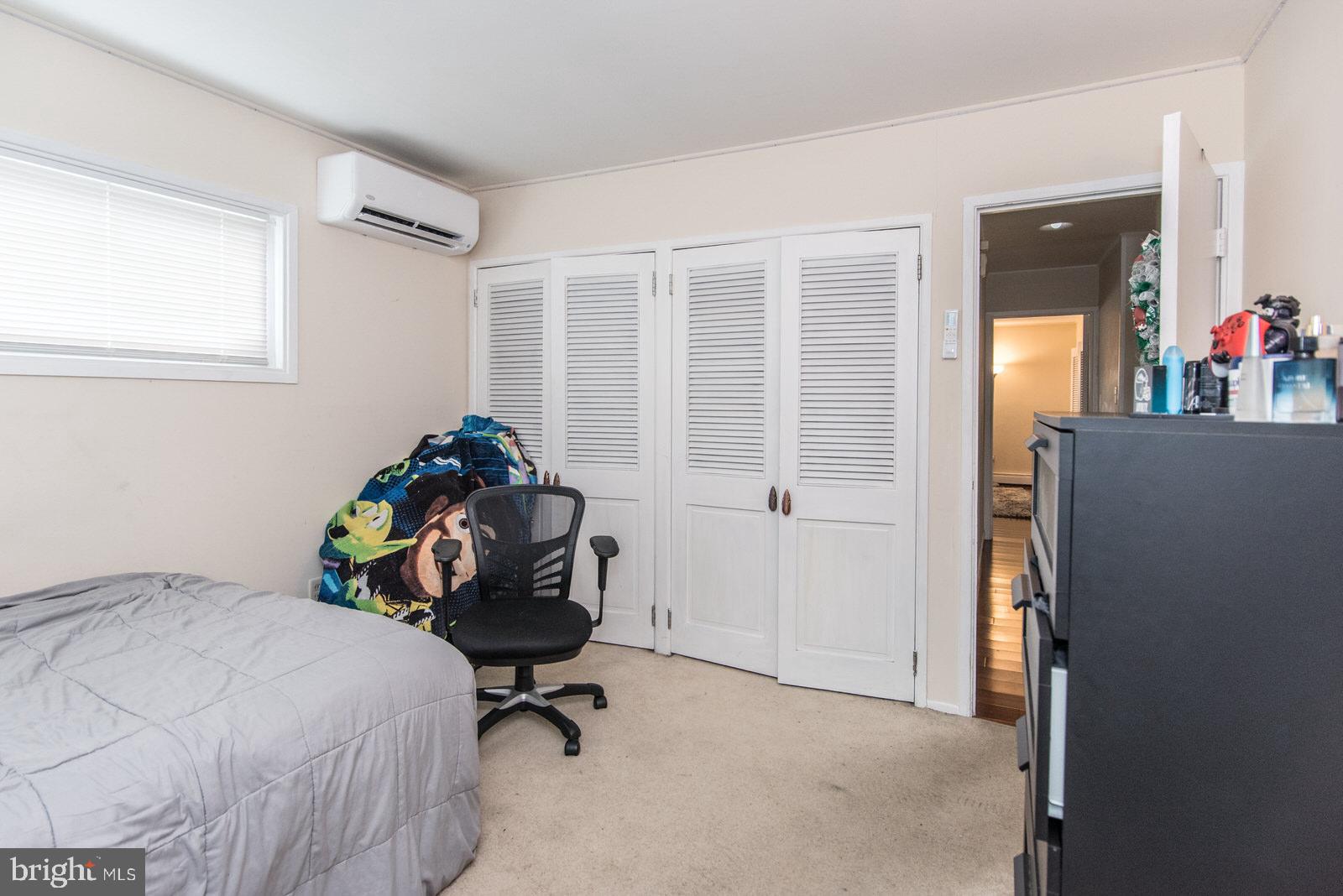 SNOWBALL GATE - Residential